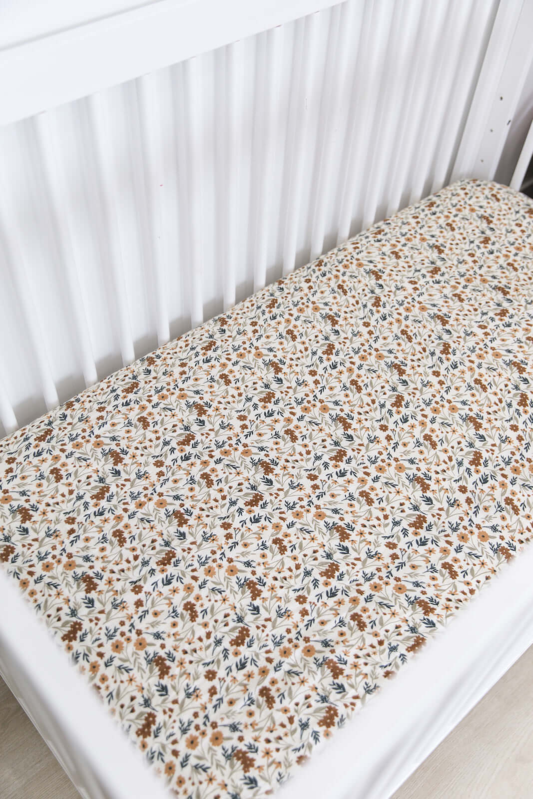 Harvest Floral Muslin Crib Sheet | Milk & Baby