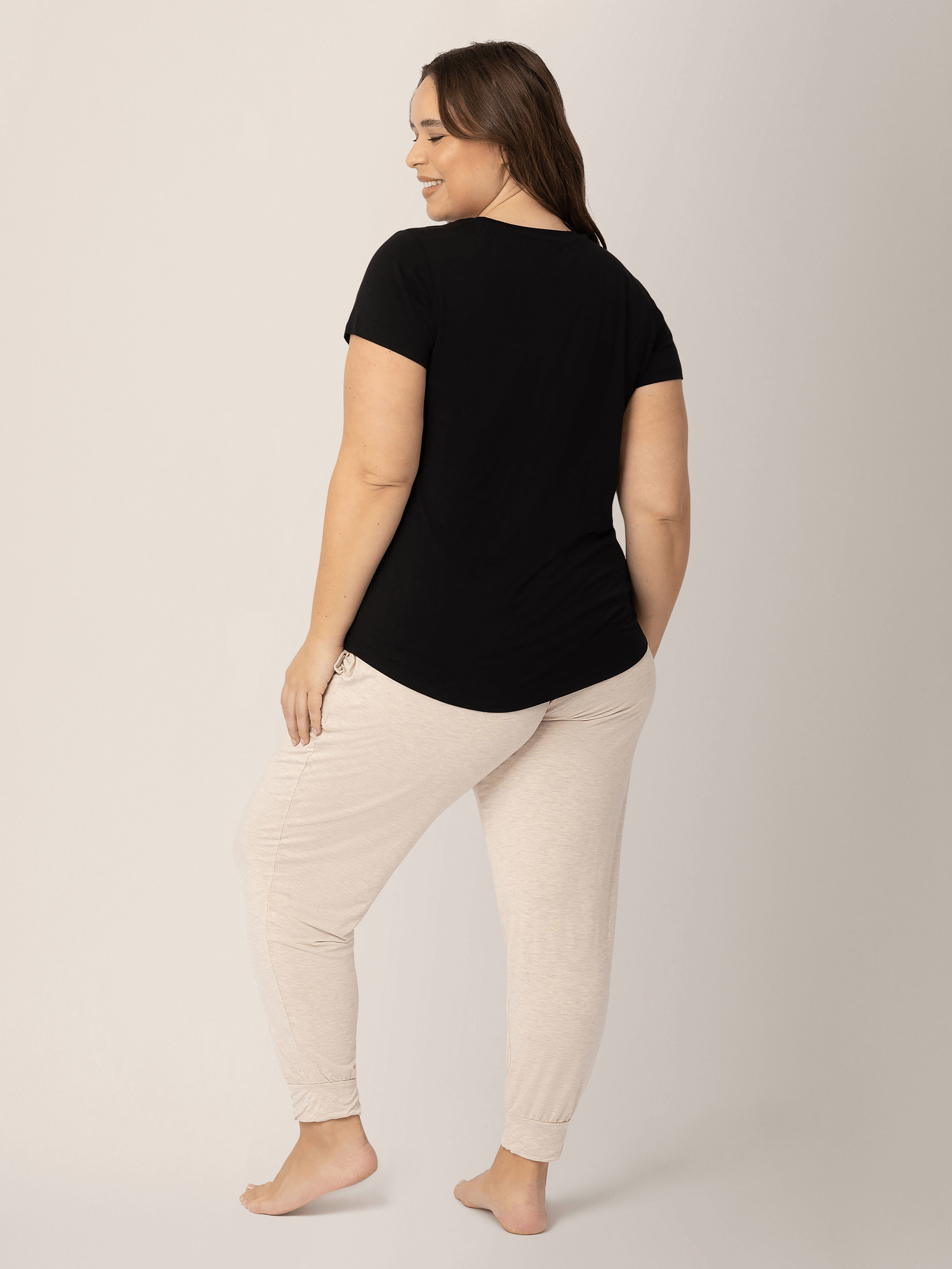Everyday Maternity & Nursing T-shirt | Black | Milk & Baby
