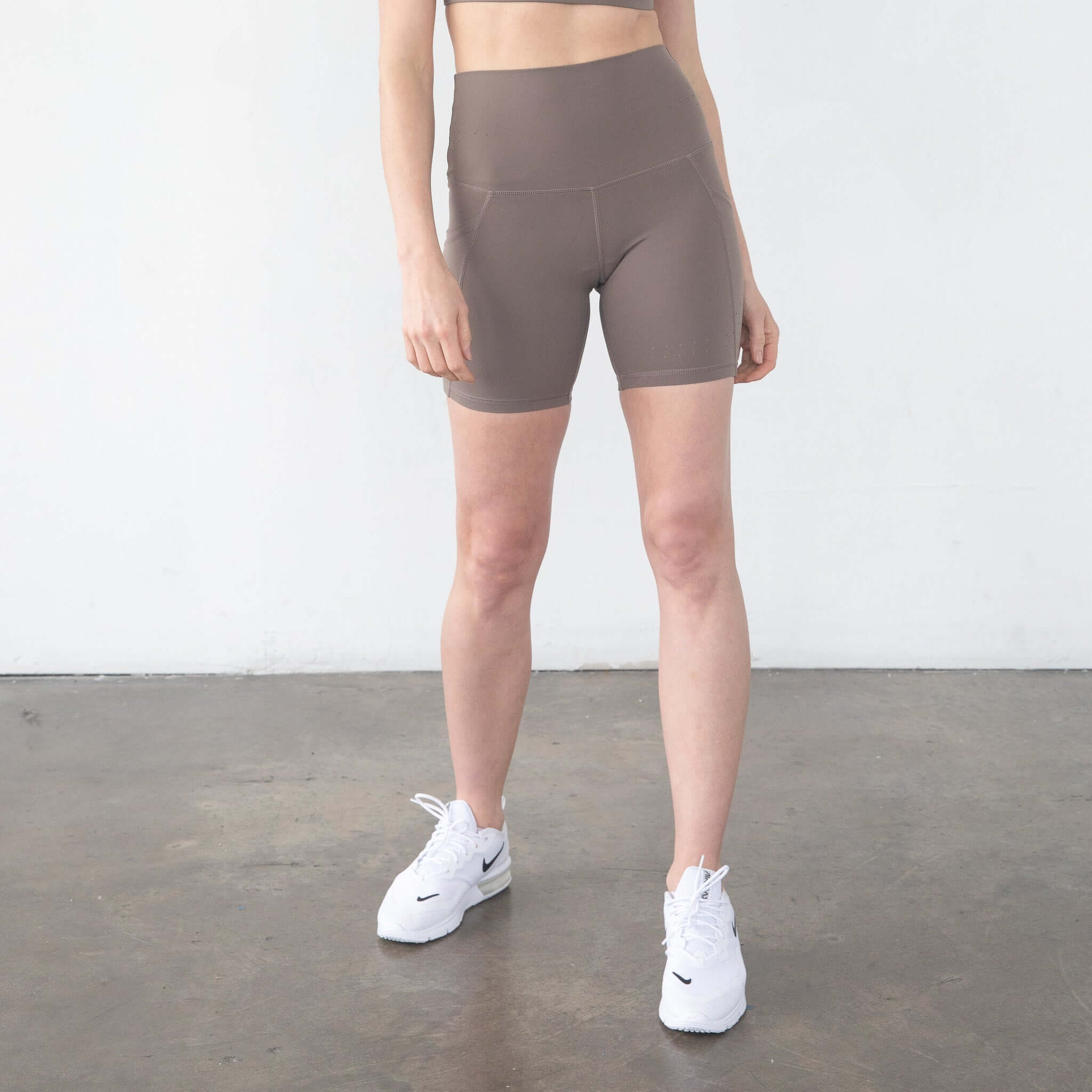 Reveal Ultra High-Rise Postpartum Compression Biker Short 7'' (NOMAD) | Milk & Baby