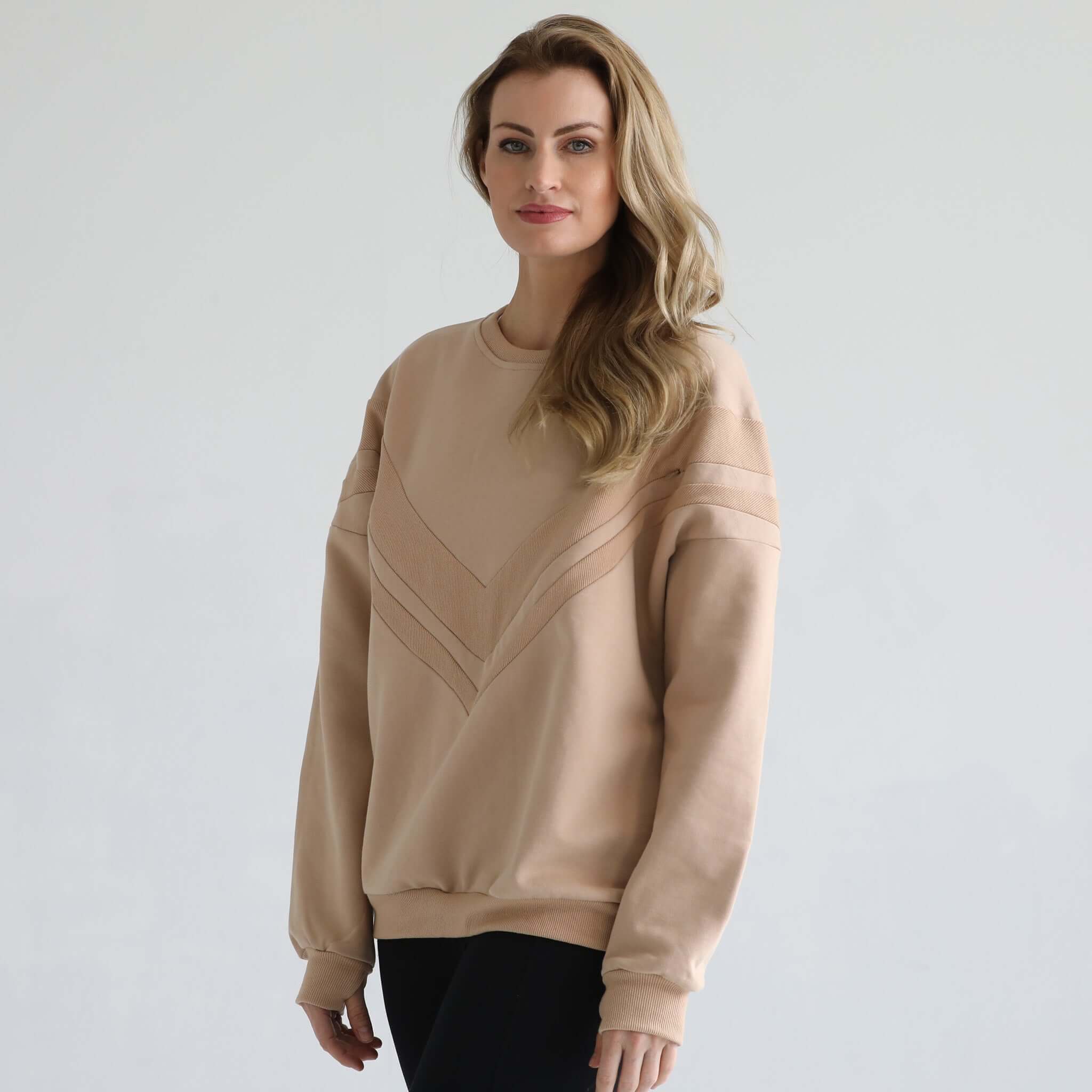 Isabella Oversized Nursing & Pregnancy Sweatshirt | Oatmeal | Milk & Baby