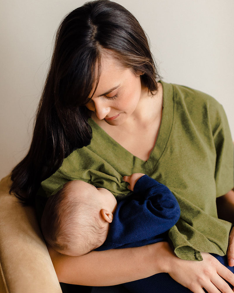 Everywhere Nursing & Maternity V-Neck Tee | The Bolds | Milk & Baby