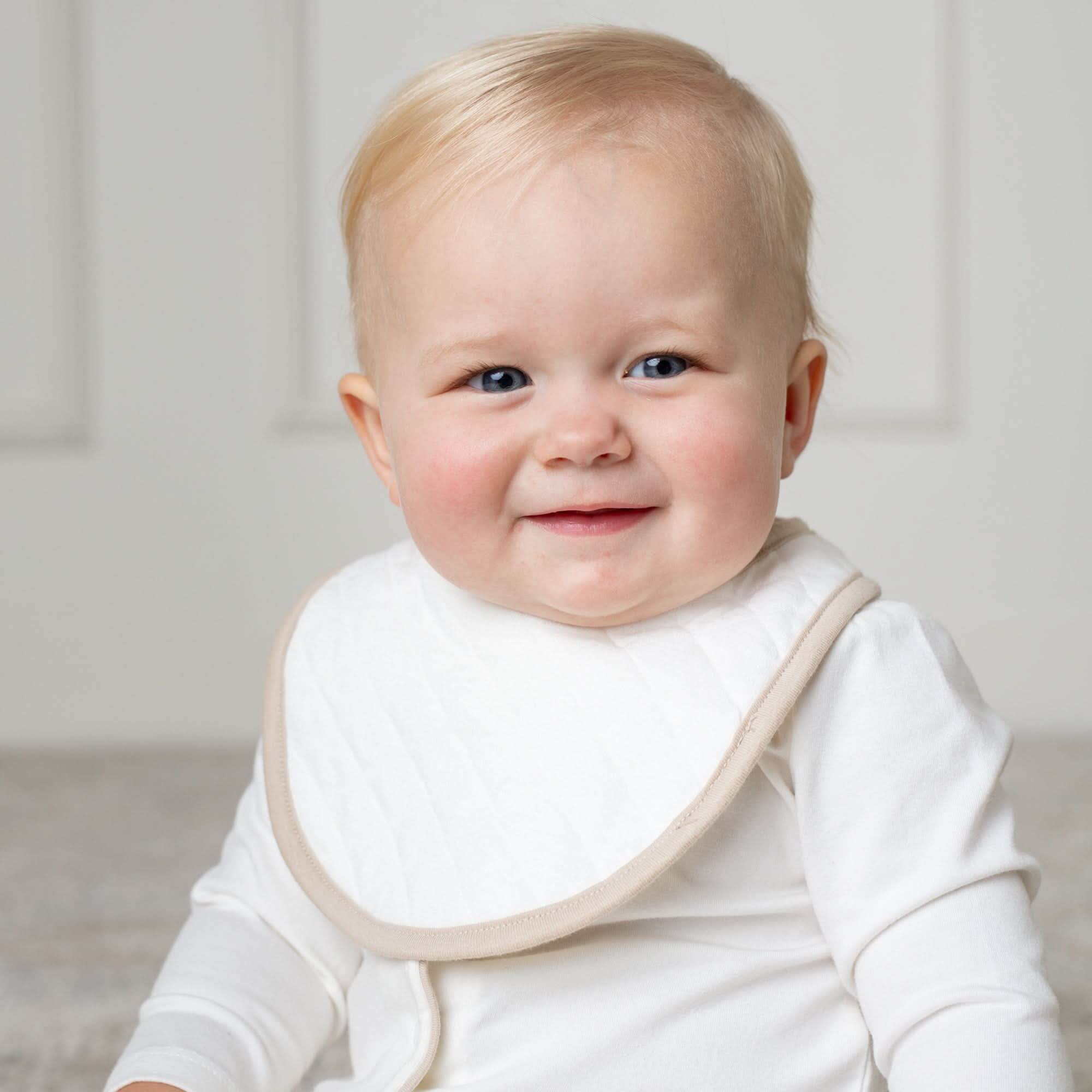 Hope & Henry 3-Piece Organic Knit Gift Set | Milk & Baby