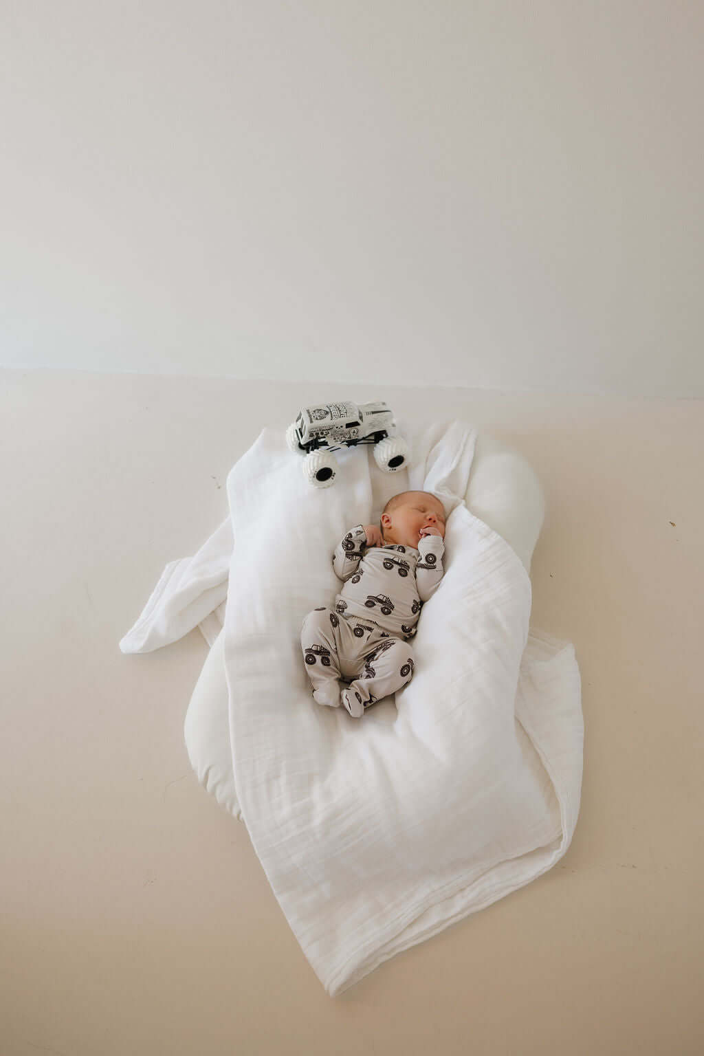 Monster Truck | Sleepy Time Set | Milk & Baby