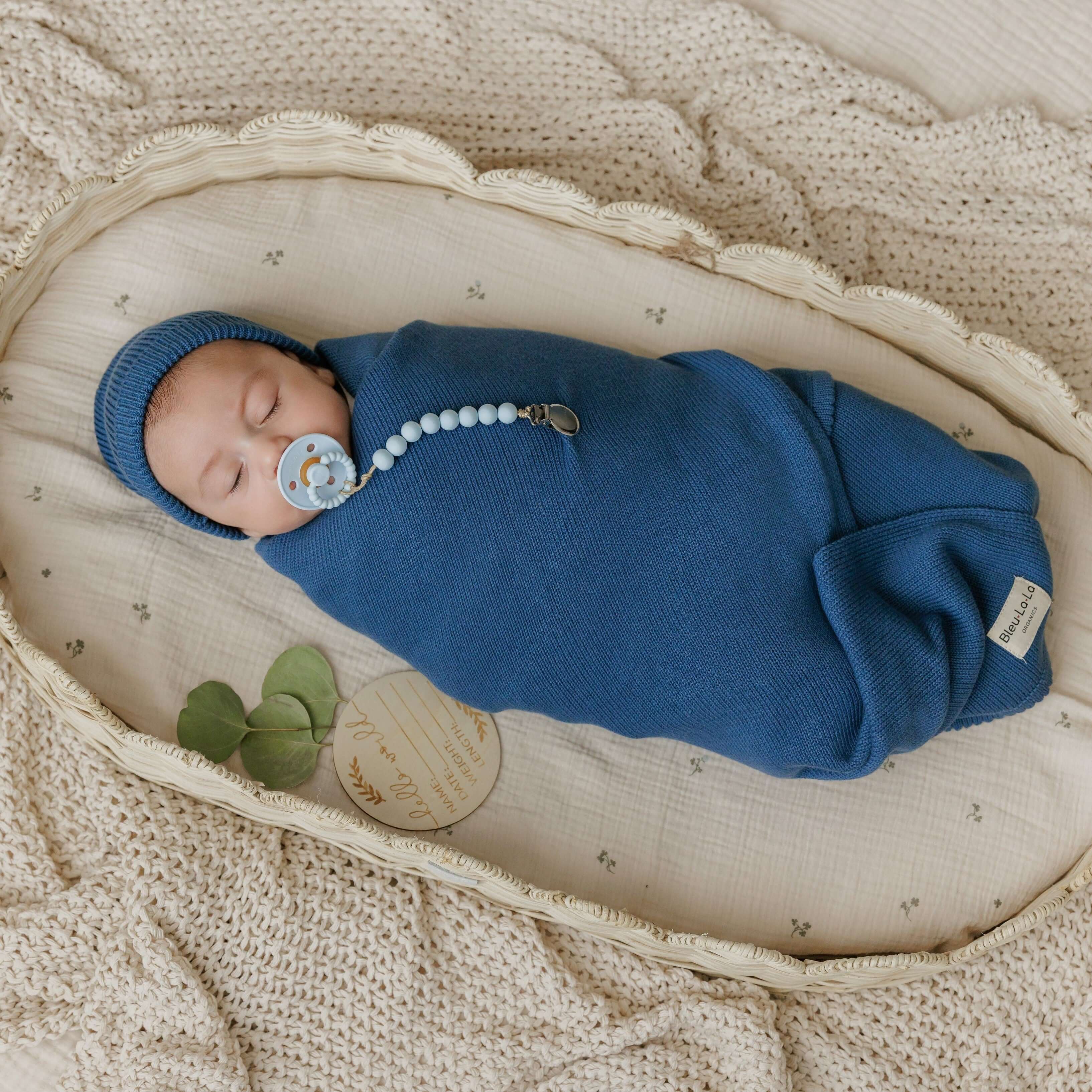 Luxe Collection 100% Organic Cotton Luxury Knit Baby Blanket + Hat Set | Milk & Baby
