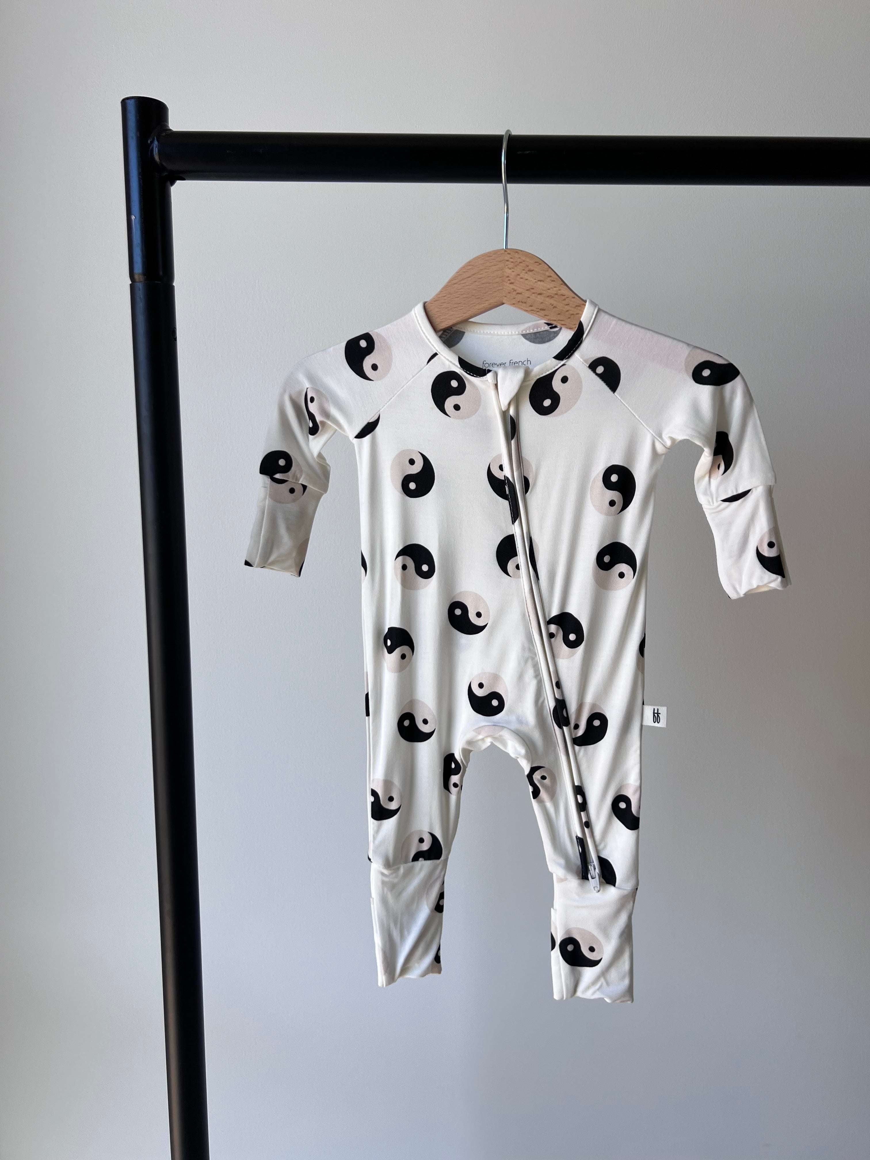 Black & White Yin Yang | Bamboo Zip Pajamas | Milk & Baby
