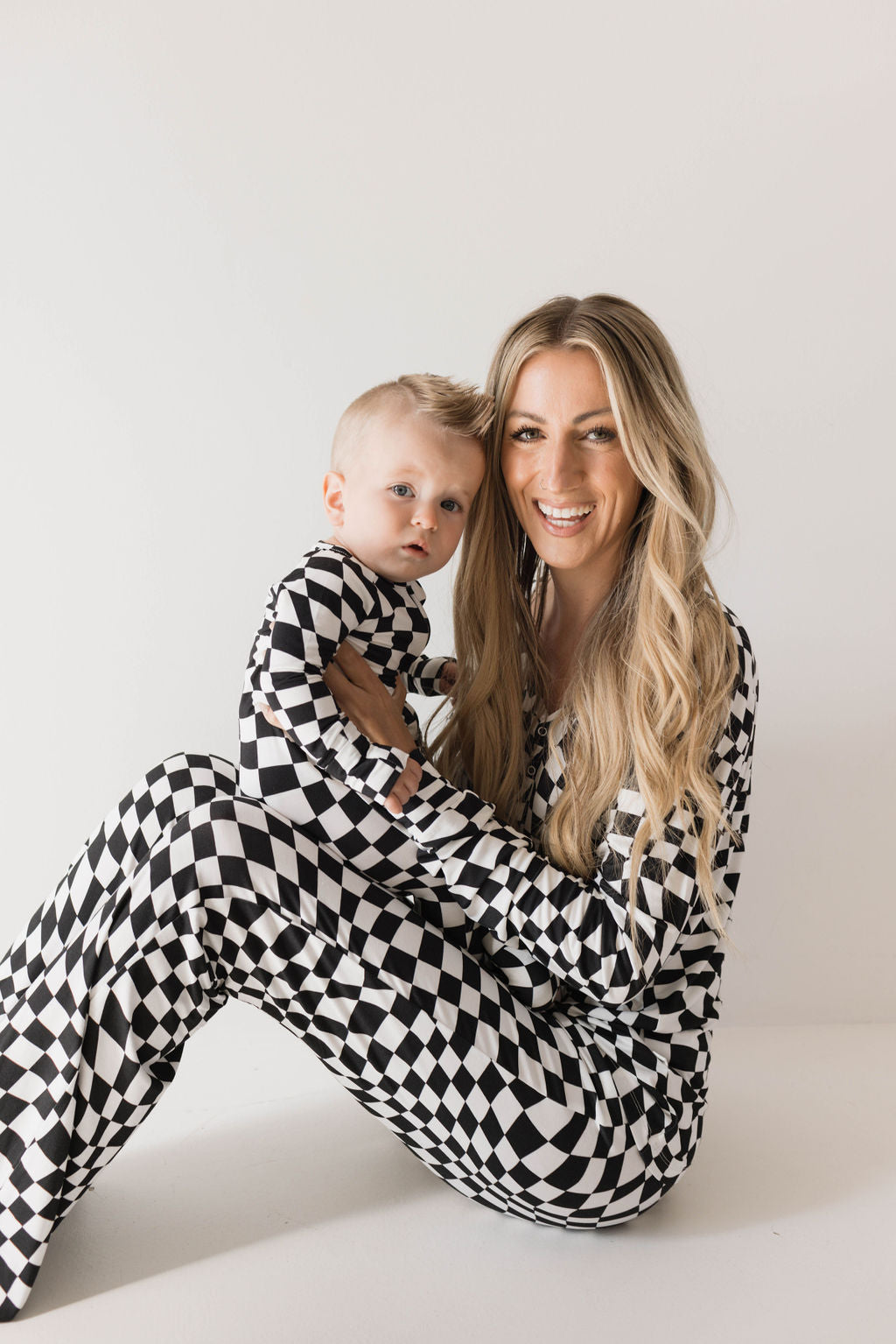 Black & White Wavy Checkerboard | Women's Bamboo Pajamas | Milk & Baby