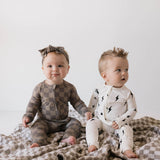 Bamboo Zip Pajamas | White & Black Lightning Bolt | Milk & Baby