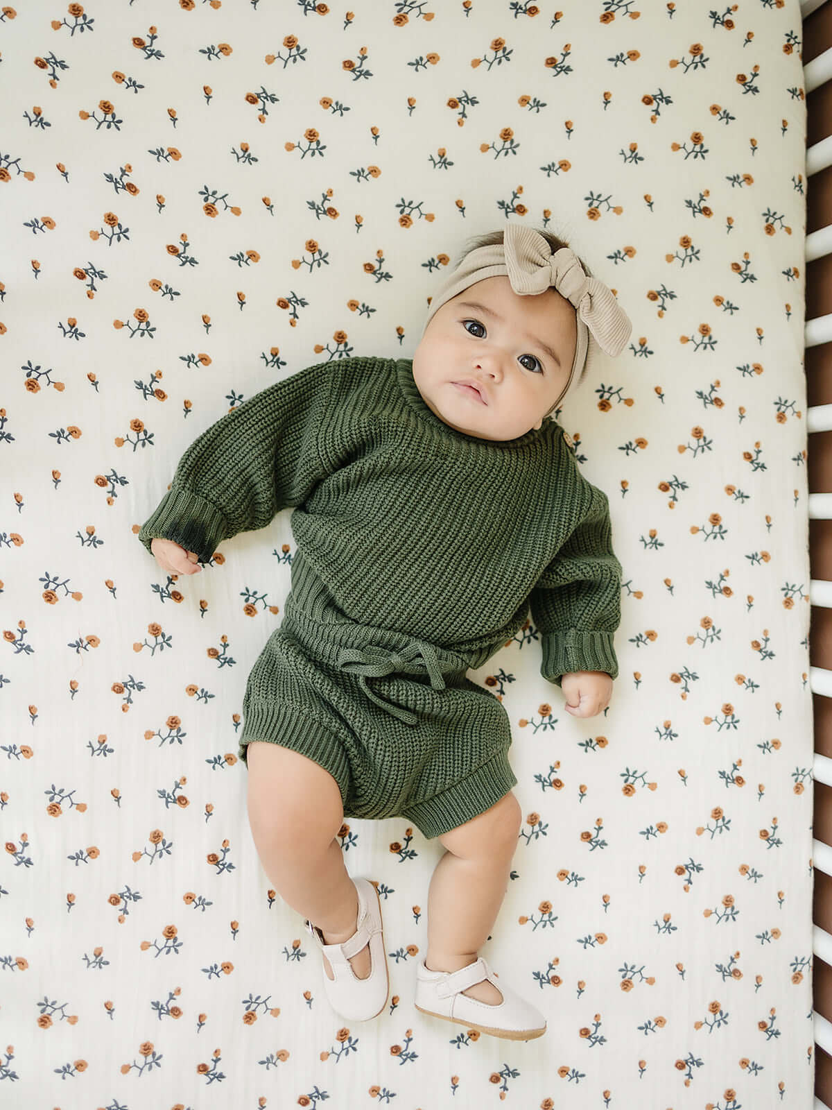 Cream Floral Muslin Crib Sheet | Milk & Baby