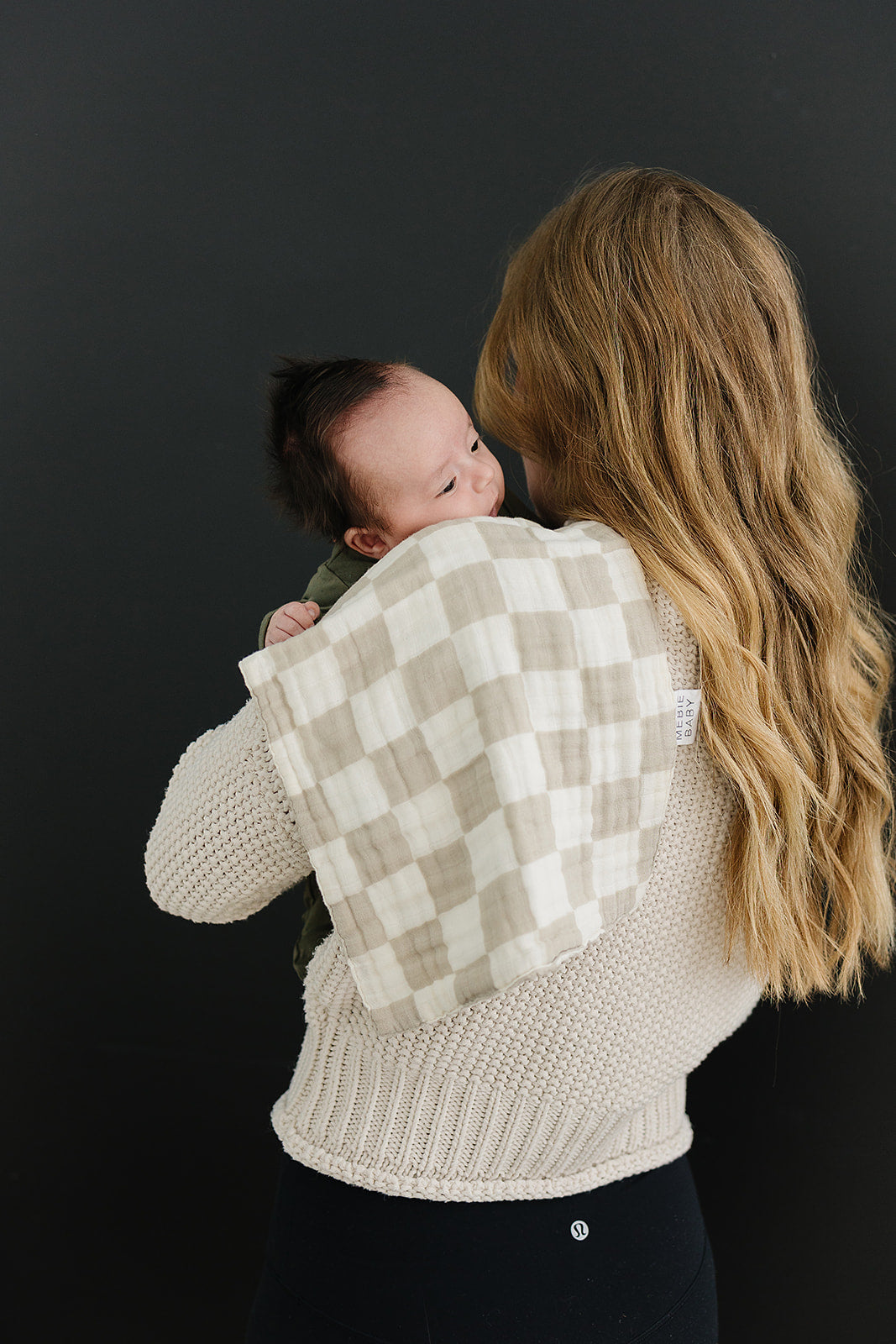 Taupe Checkered Muslin Burp Cloth | Milk & Baby