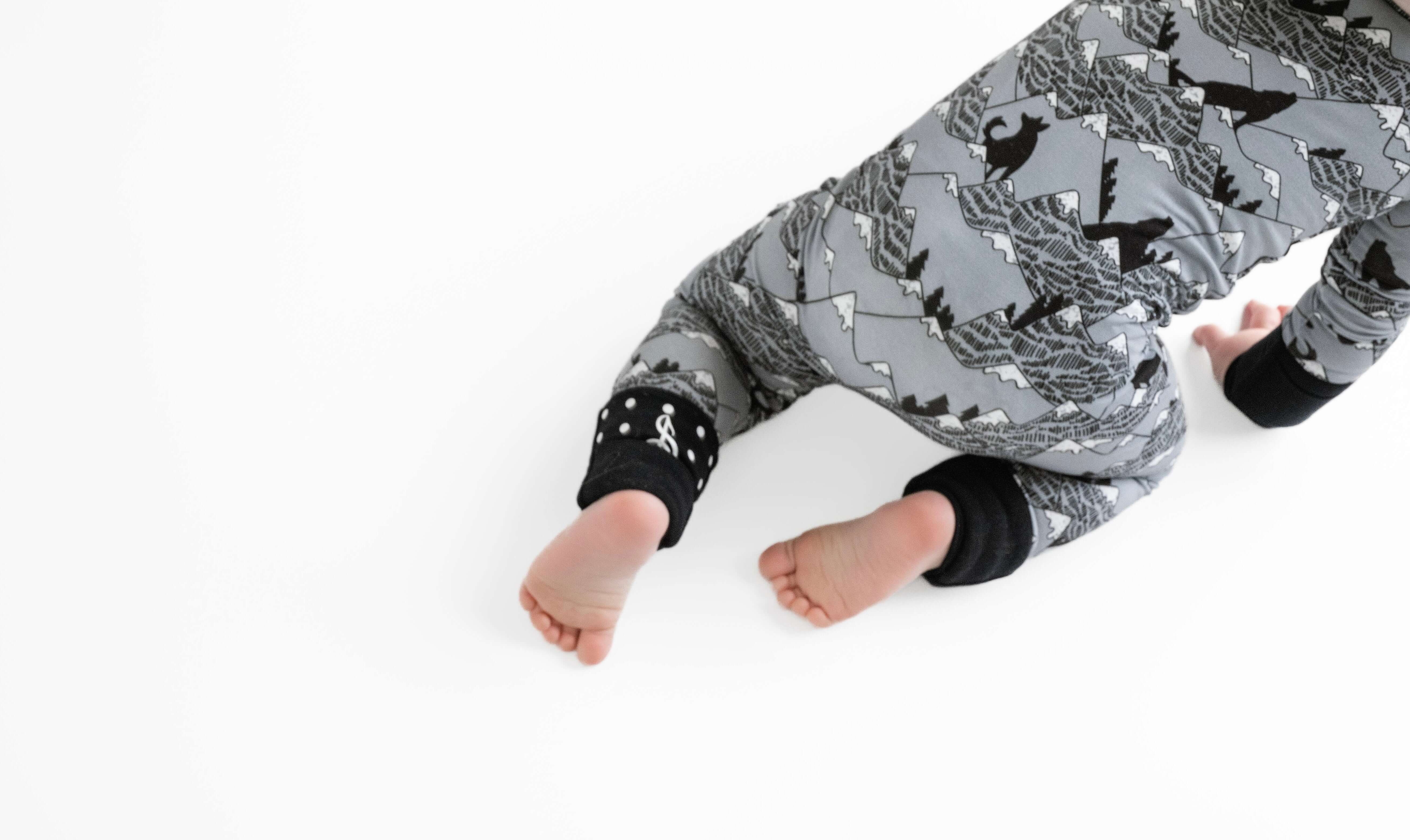 Howling Hills (Mountain) Romper | Milk & Baby