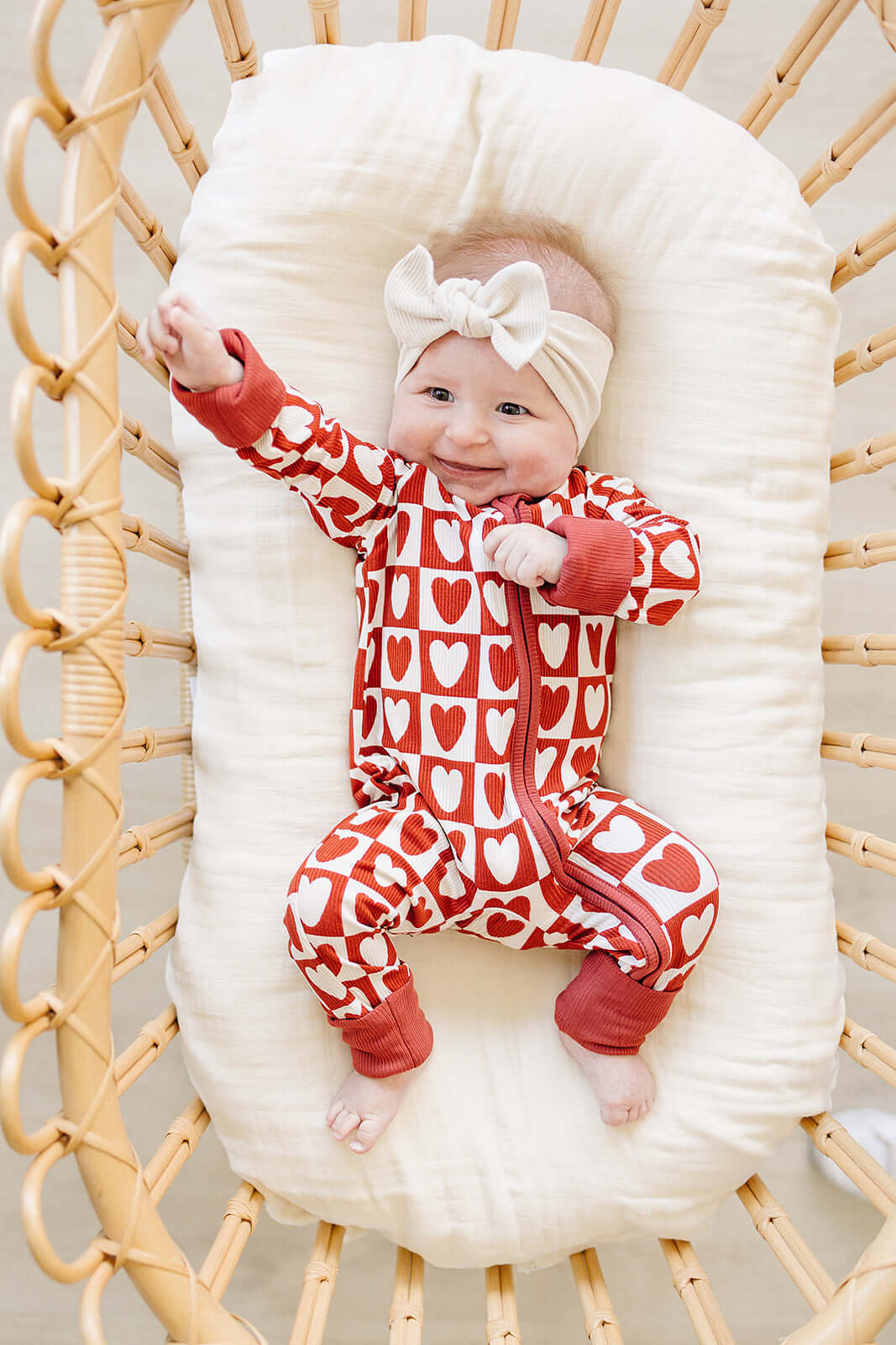 Checkered Hearts Ribbed Bamboo Zipper | Milk & Baby