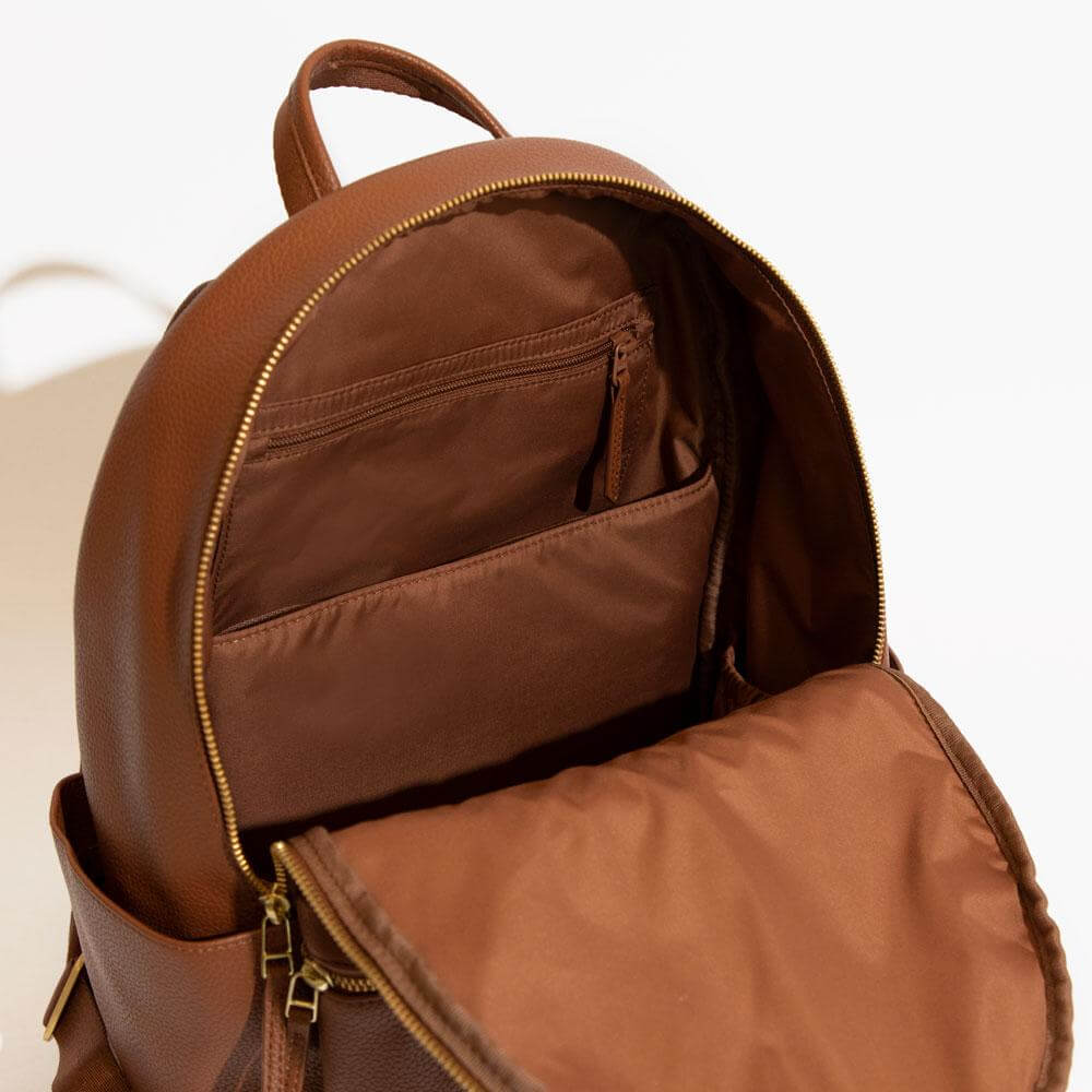 Cognac Classic City Backpack II | Milk & Baby