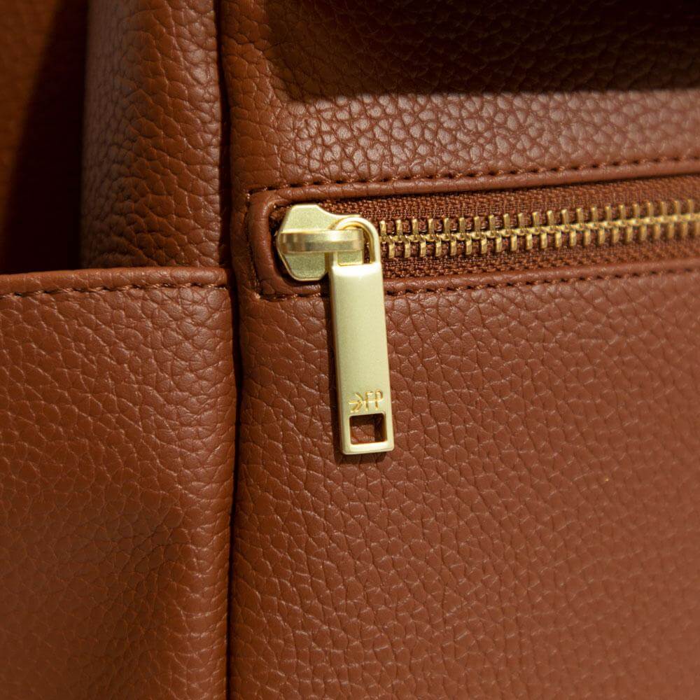 Cognac Classic Diaper Bag II | Milk & Baby