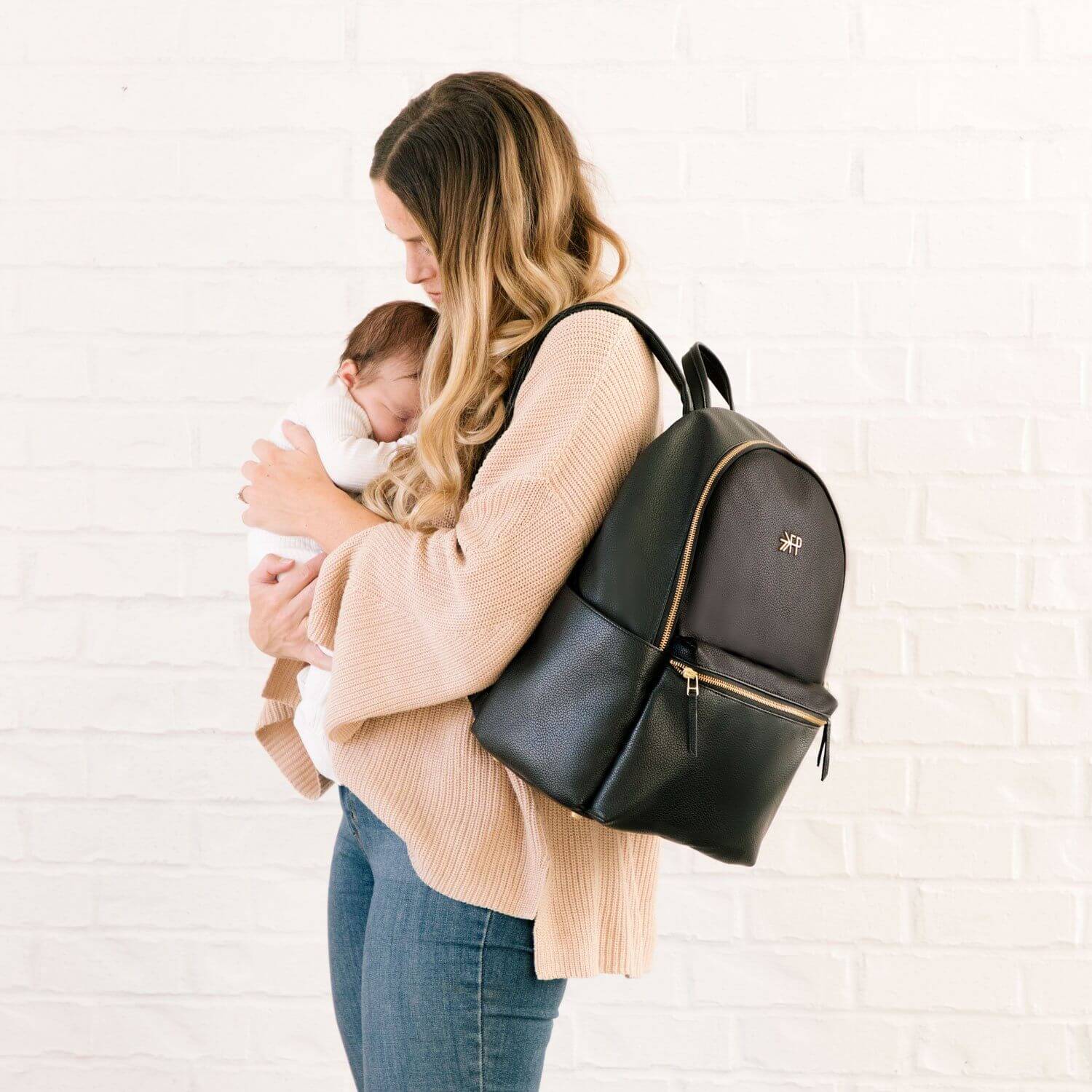 Ebony Classic City Backpack II | Milk & Baby