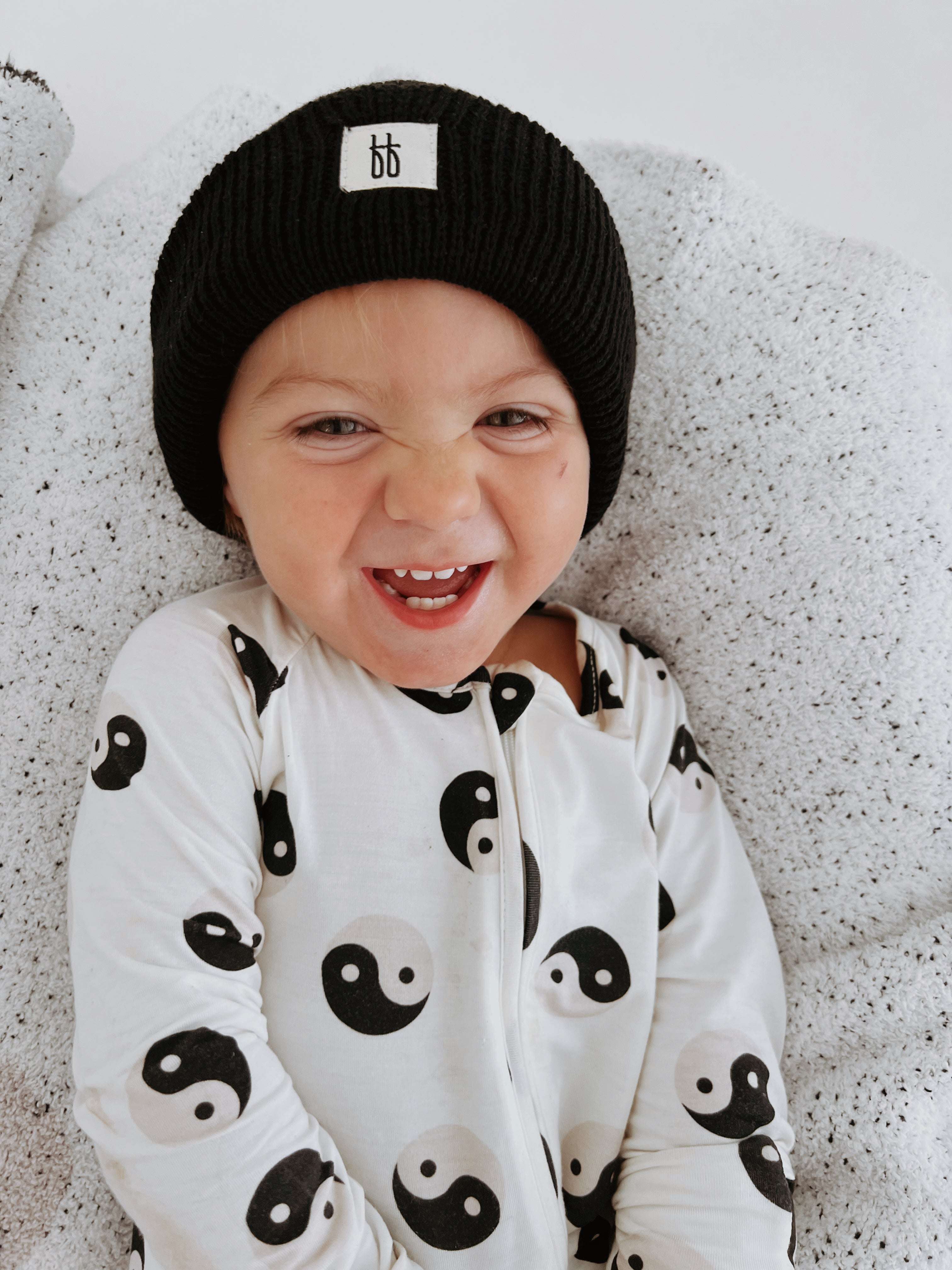 Black & White Yin Yang | Bamboo Zip Pajamas | Milk & Baby
