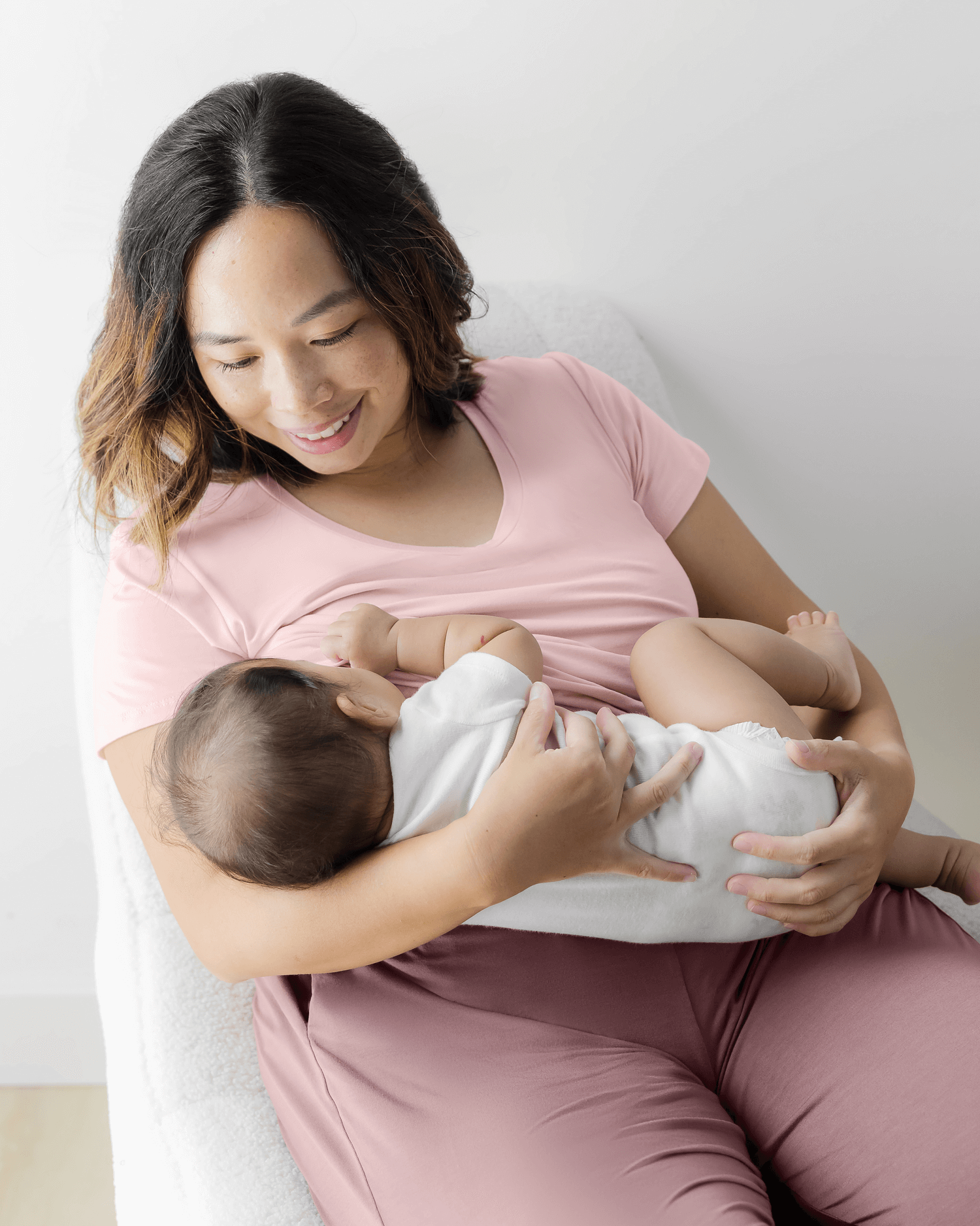 Everyday Maternity & Nursing T-shirt | Dusty Pink | Milk & Baby
