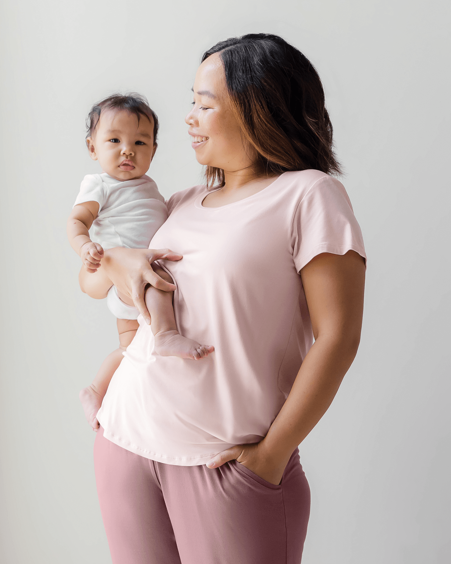 Everyday Maternity & Nursing T-shirt | Dusty Pink | Milk & Baby