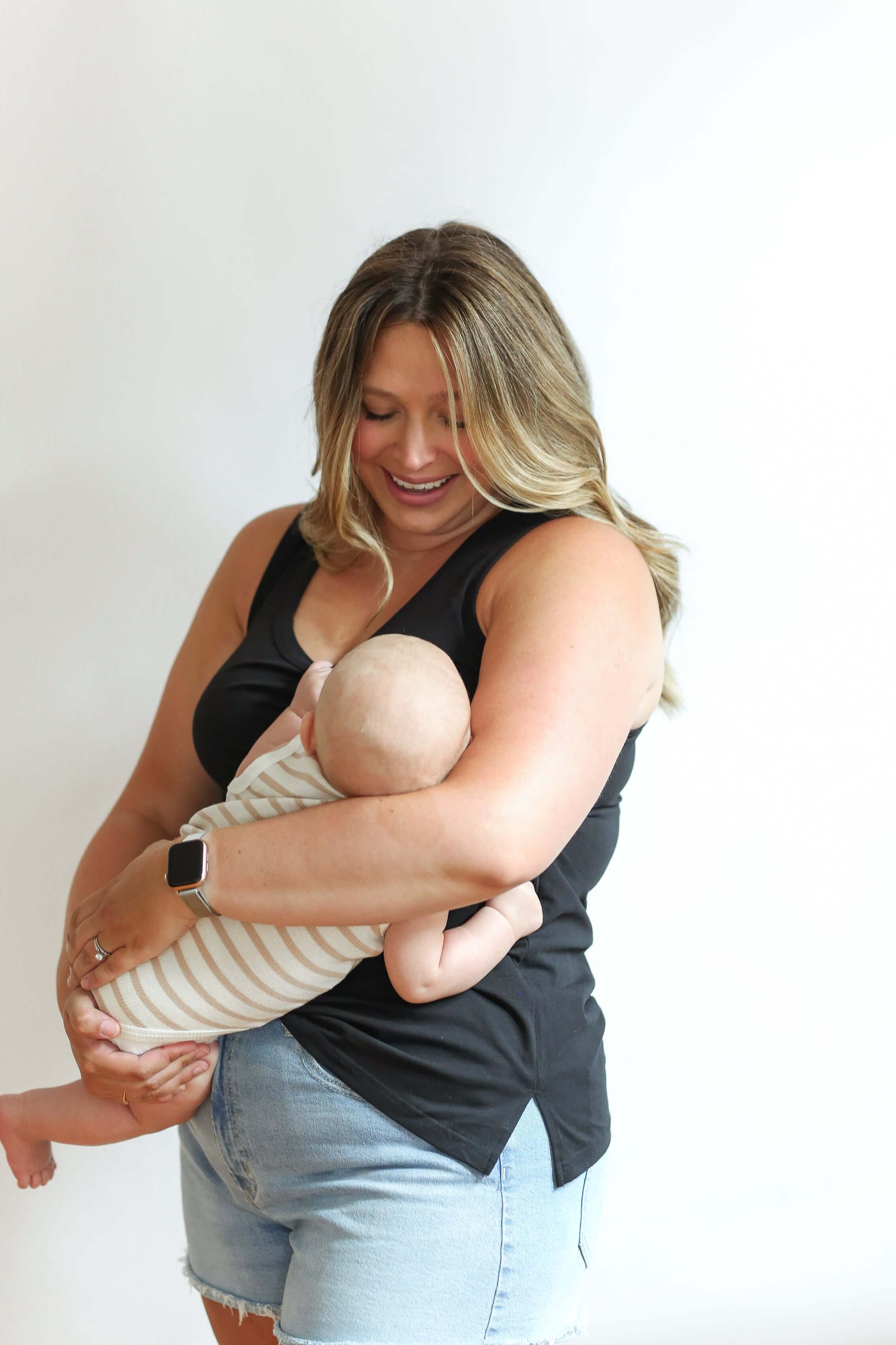 Invisible Zip Breastfeeding Tank Top | Milk & Baby