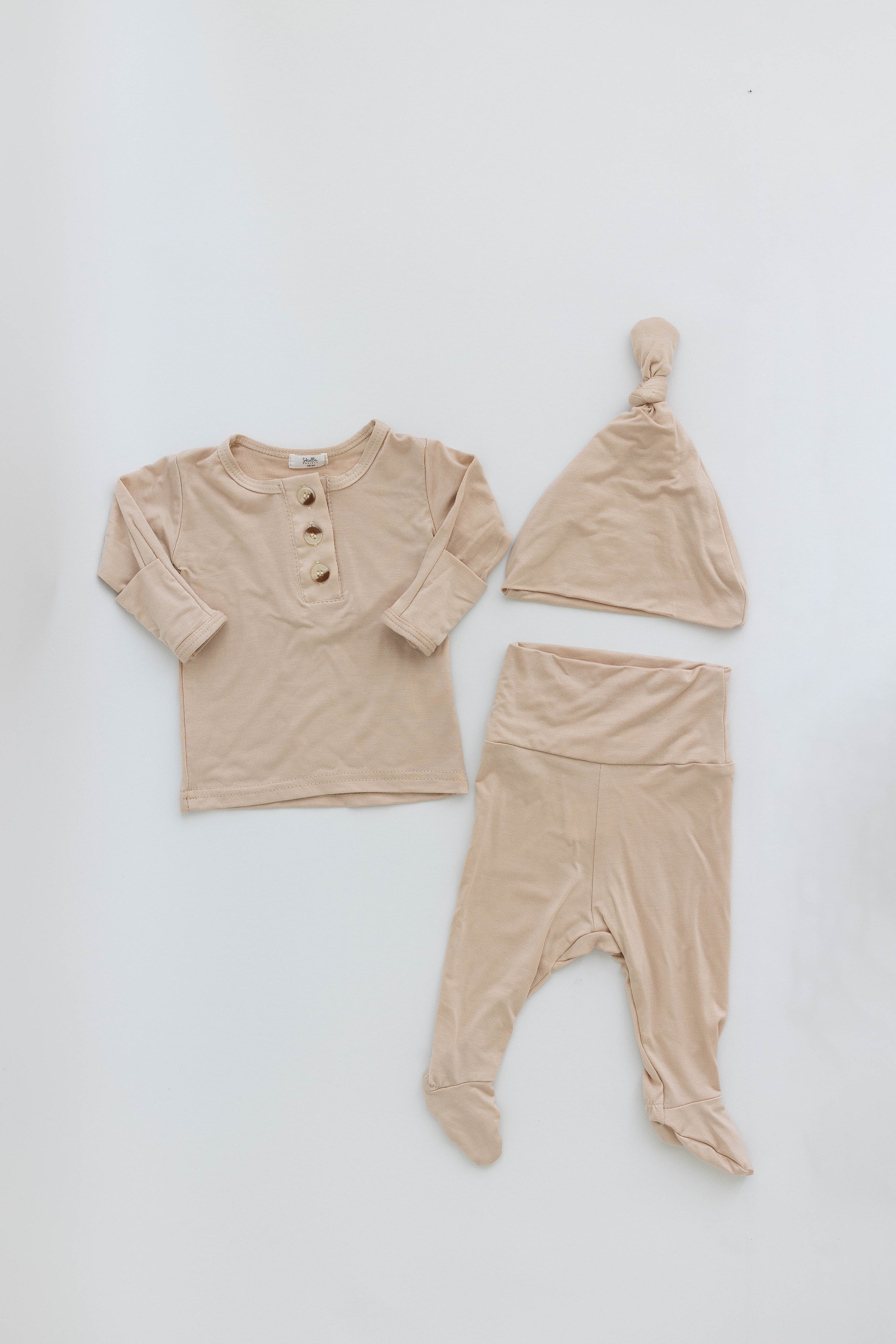 Riley Outfit and Hat Set | Sand | Milk & Baby