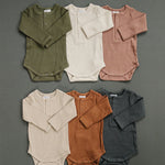 Charcoal Organic Snap Long Sleeve Ribbed Bodysuit | Milk & Baby