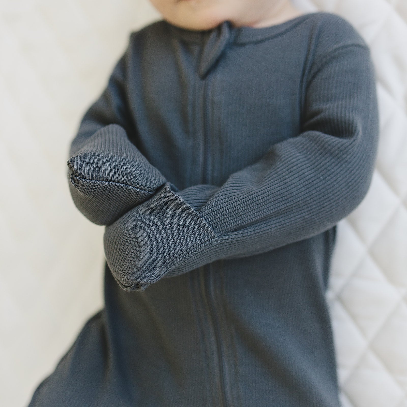 Charcoal Organic Cotton Ribbed Zipper | Milk & Baby