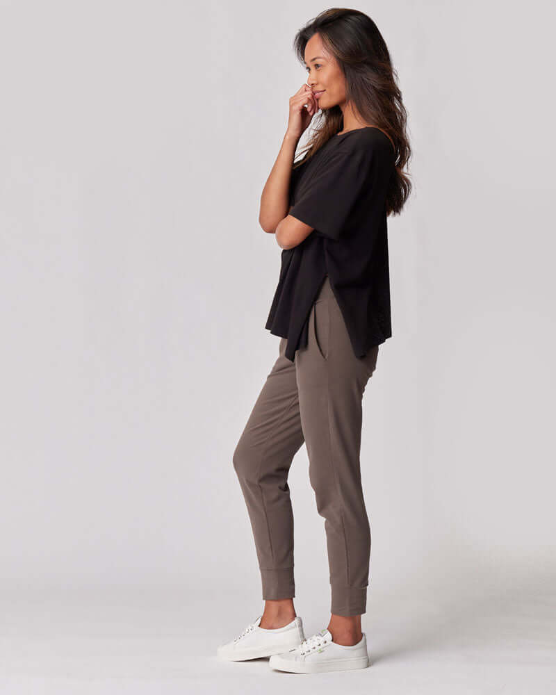 Everywhere Nursing & Maternity V-Neck Tee | Black | Milk & Baby