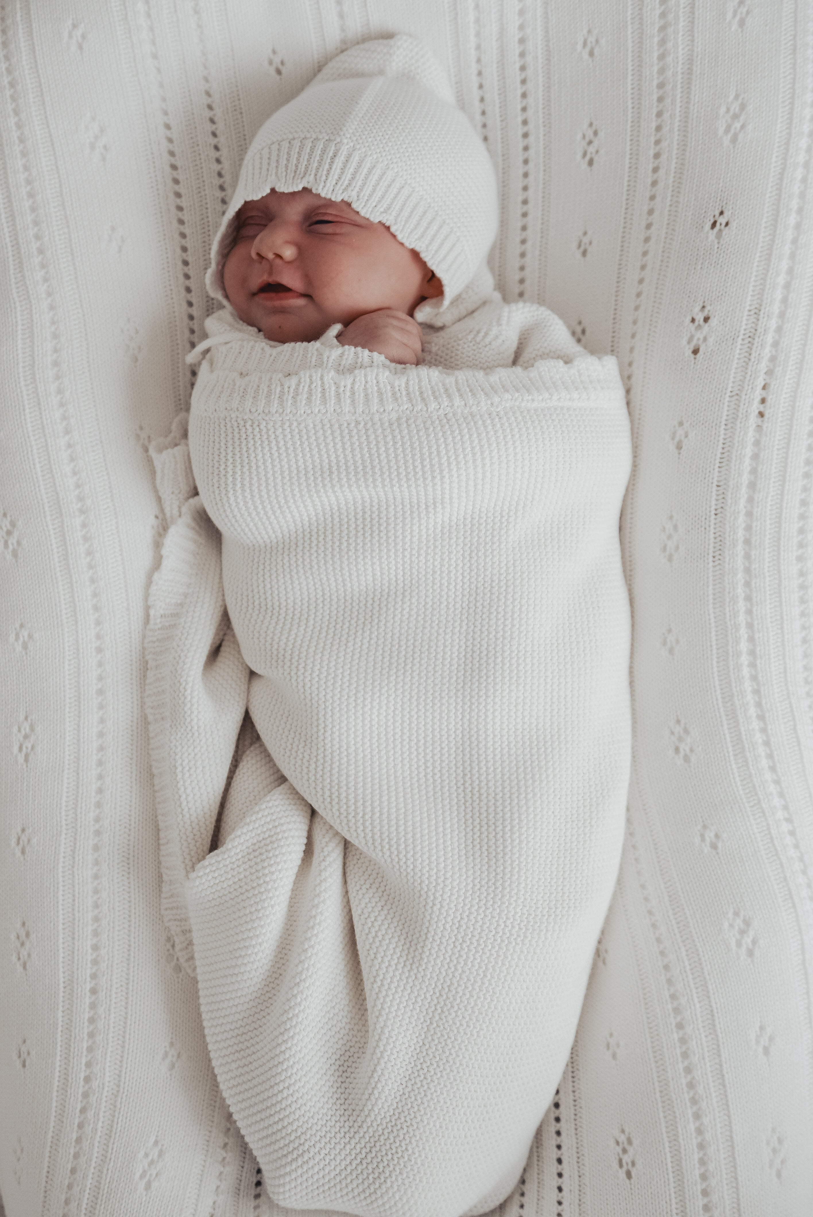 Bring Me Home Scallop Bundle | White | Milk & Baby