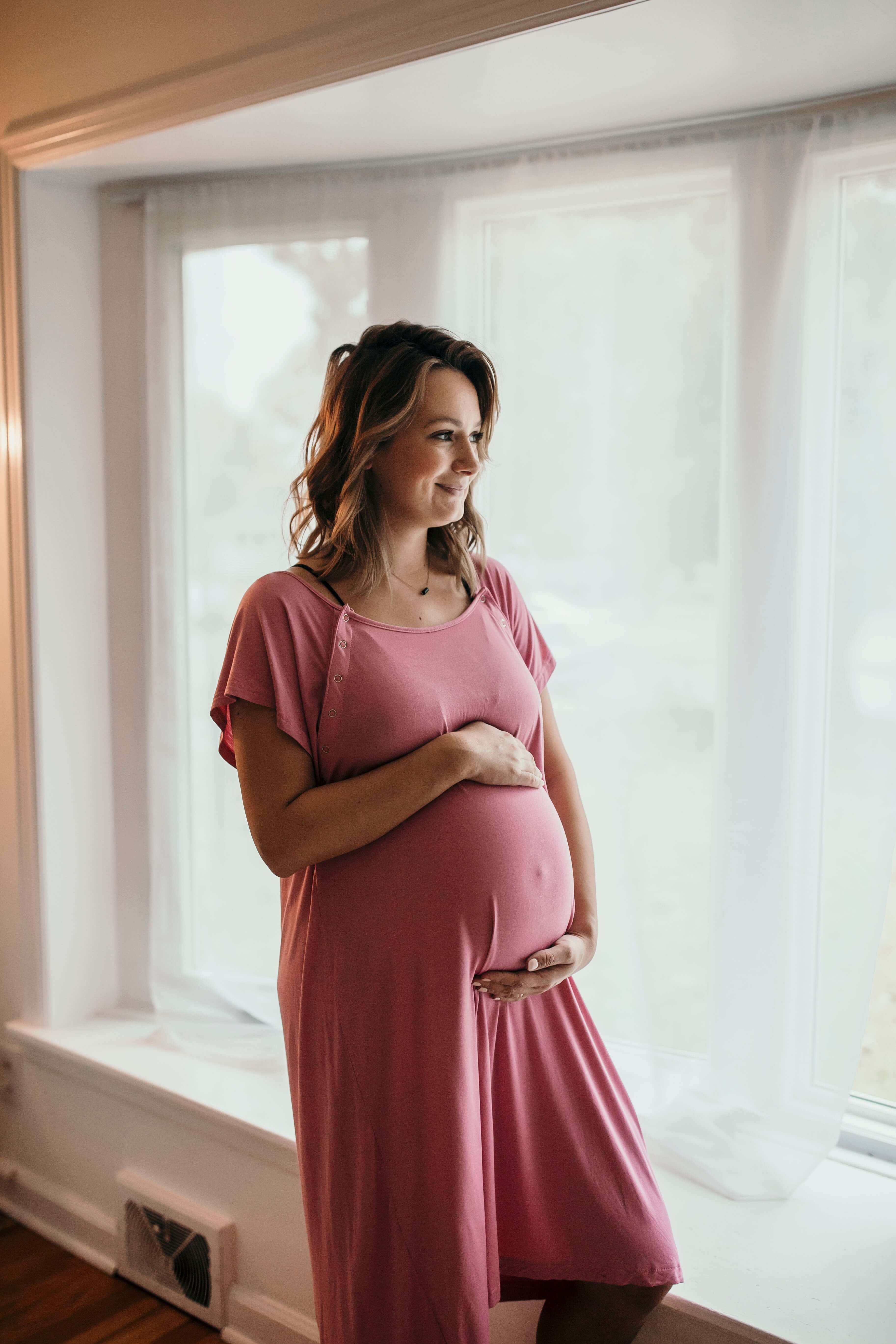 Rose Mommy Labor & Delivery Gown | Milk & Baby