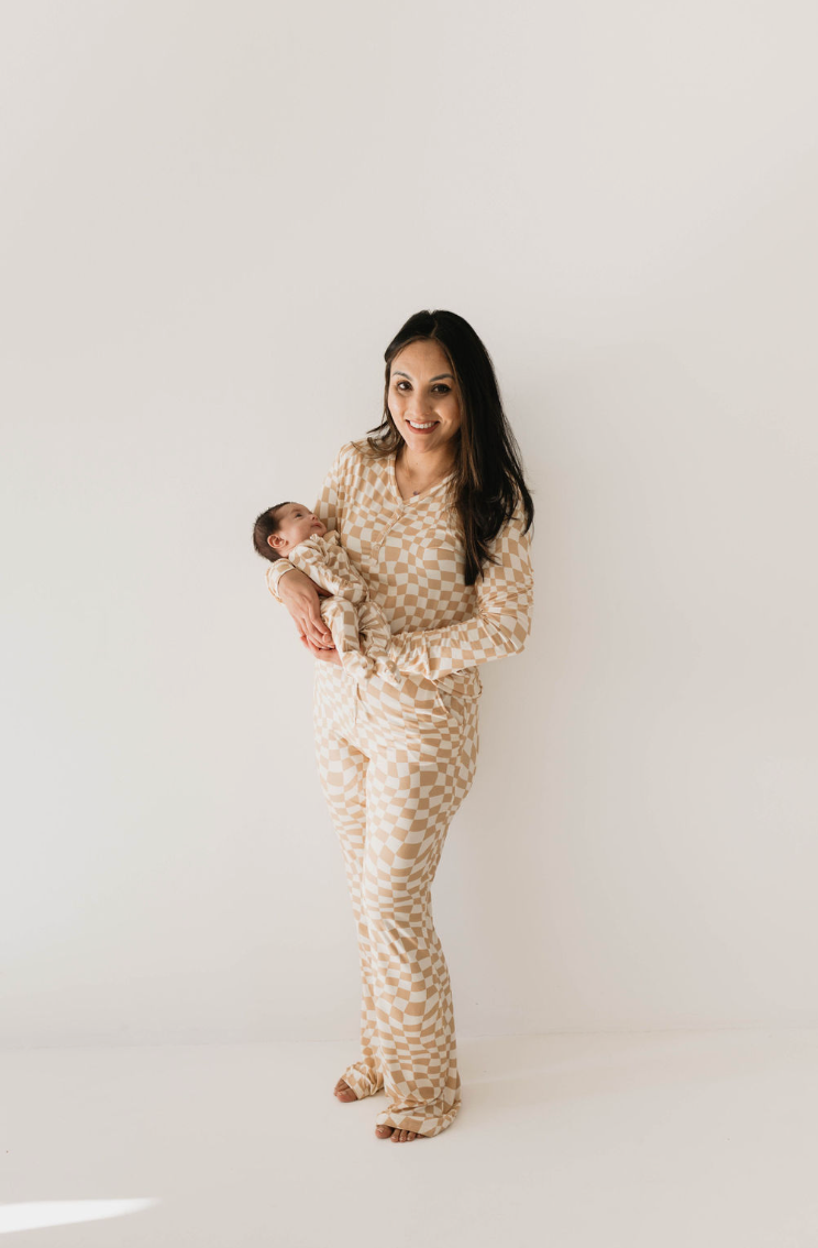 Gold Coast Wavy Checker | Bamboo Zip Pajamas Milk & Baby