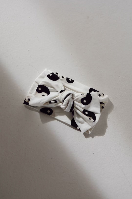 Black & White Yin Yang | Bamboo Head Wrap | Milk & Baby