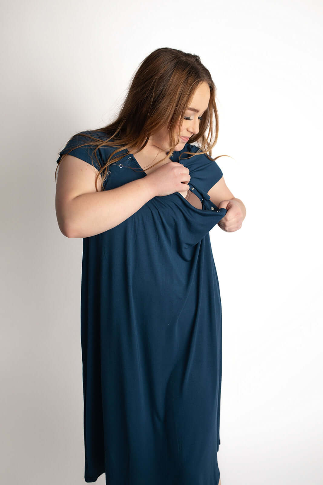 Navy Labor & Delivery Gown | Milk & Baby
