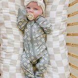 Light Green Daisy Bamboo Zipper | Milk & Baby