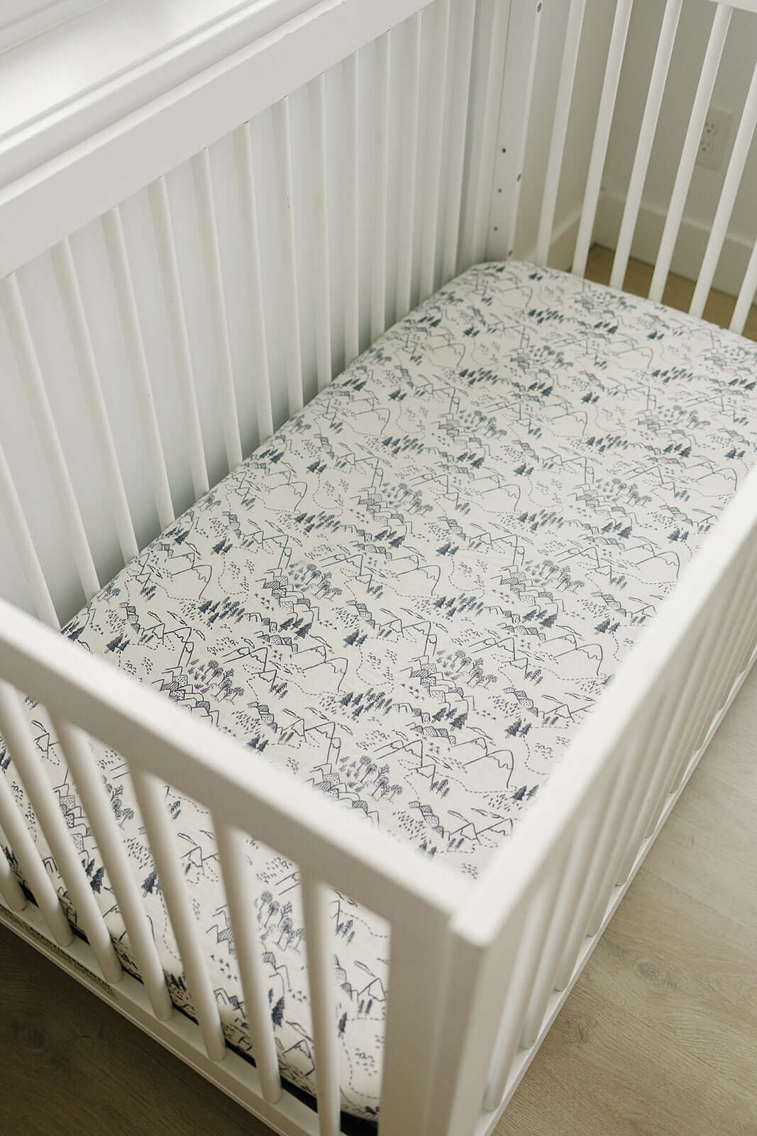 Summit Muslin Crib Sheet | Milk & Baby
