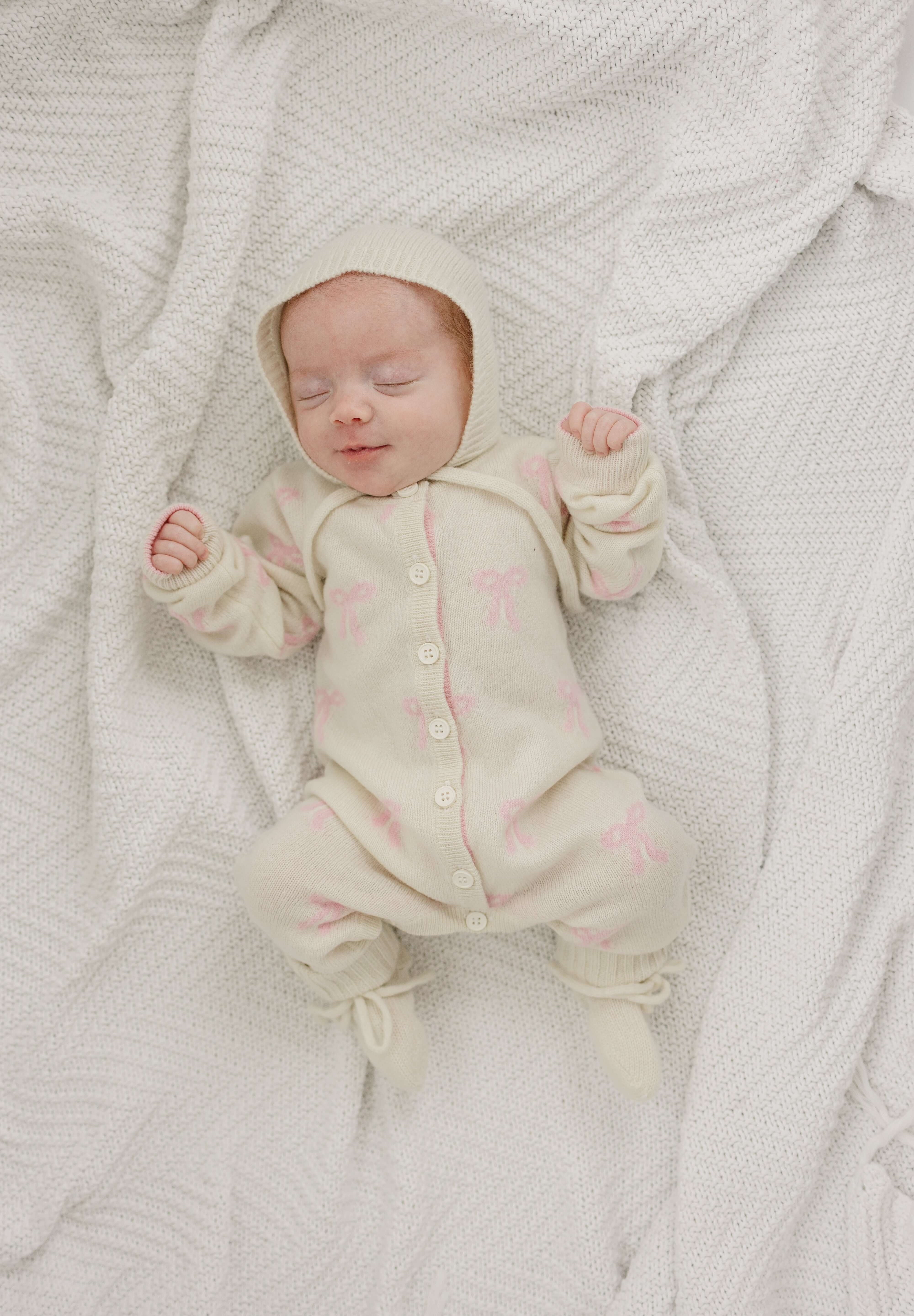 Luna + Luca Bow Cashmere Luxxe Set | Milk & Baby
