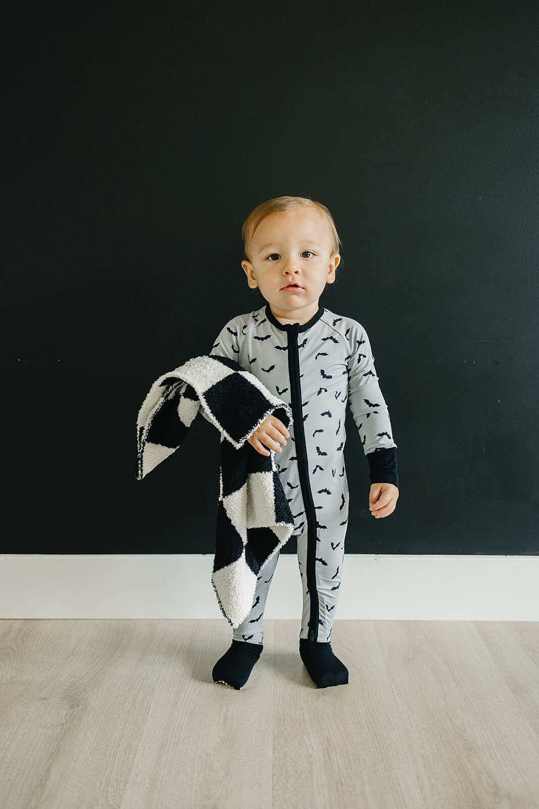 Bats Bamboo Zipper | Milk & Baby