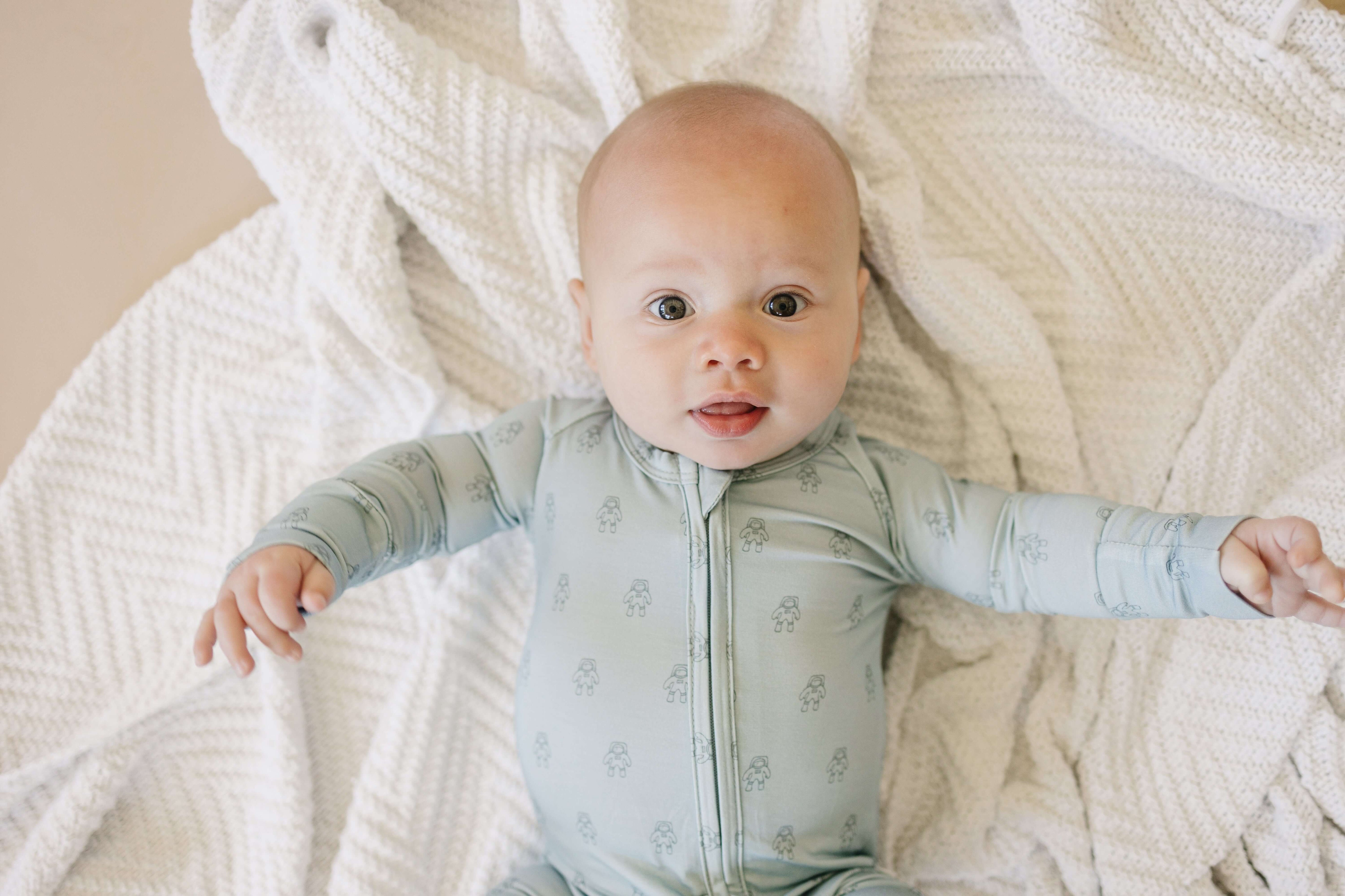 Fly Me to the Moon Bamboo Zippy Romper | Milk & Baby