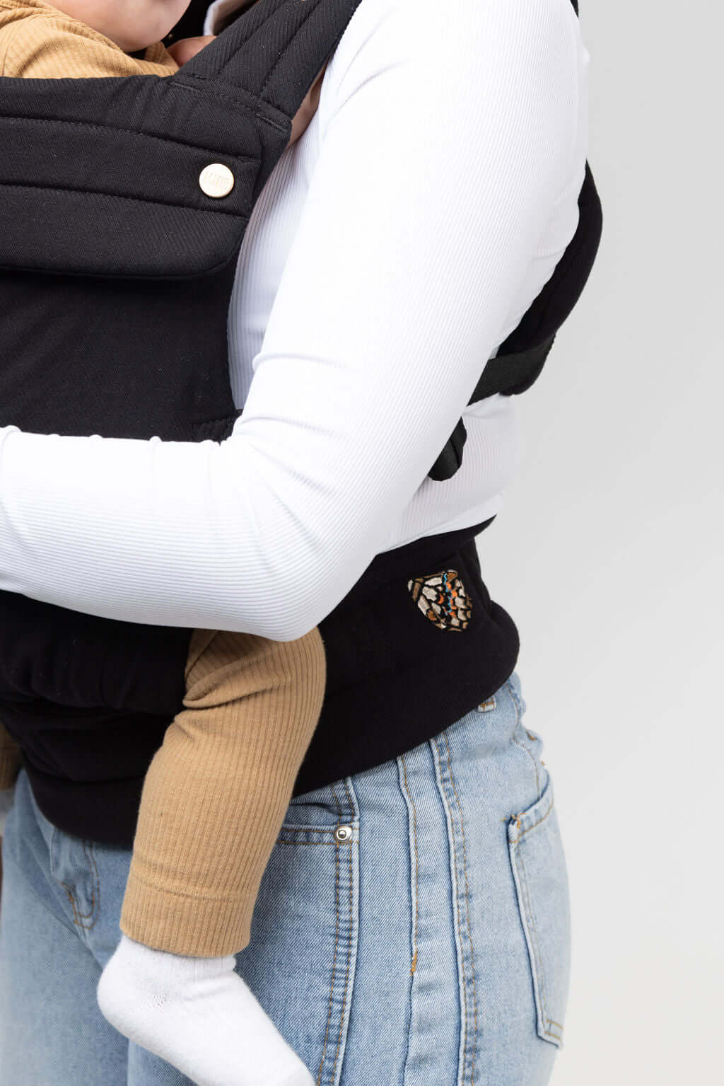 The Monarch Carrier | Ebony | Milk & Baby