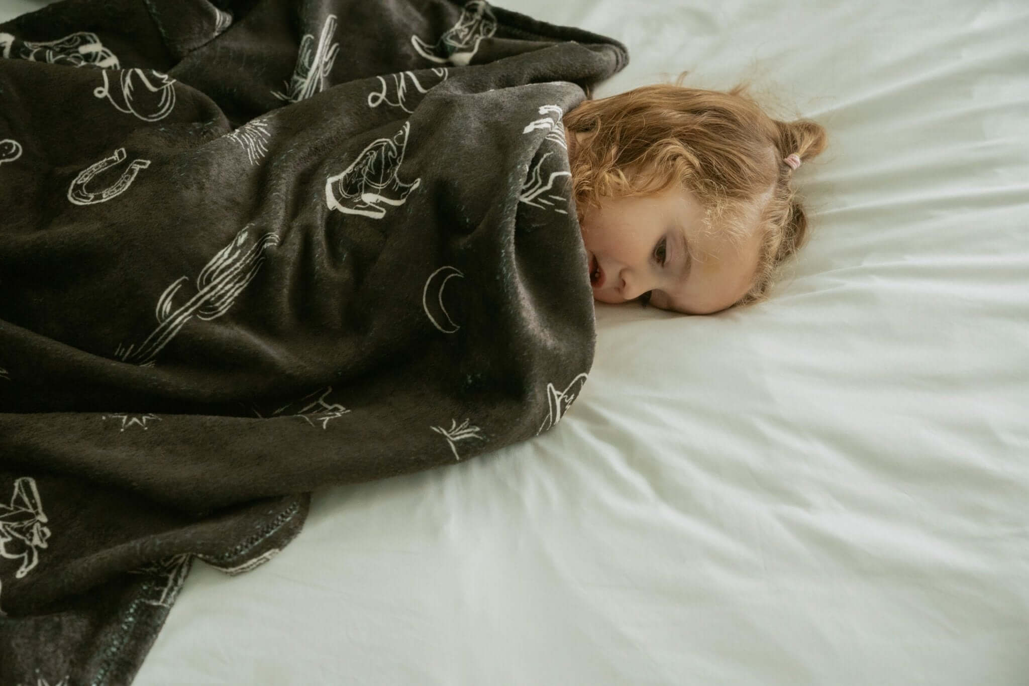 Cozy, weighty, and luxuriously plush, our throw blankets are made to be loved by all ages. With a noticeably fuller feel and richer texture than typical throws, each one is a quiet statement of quality meant to last through the years. At a Glance: Size -