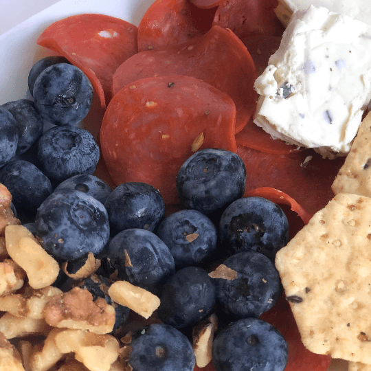 Easy Snack For Busy Moms: Mini Charcuterie Plate - Milk & Baby 
