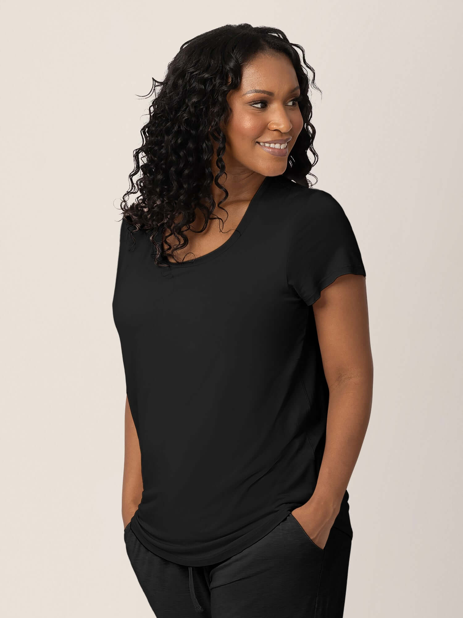 Everyday Maternity & Nursing T-shirt | Black | Milk & Baby