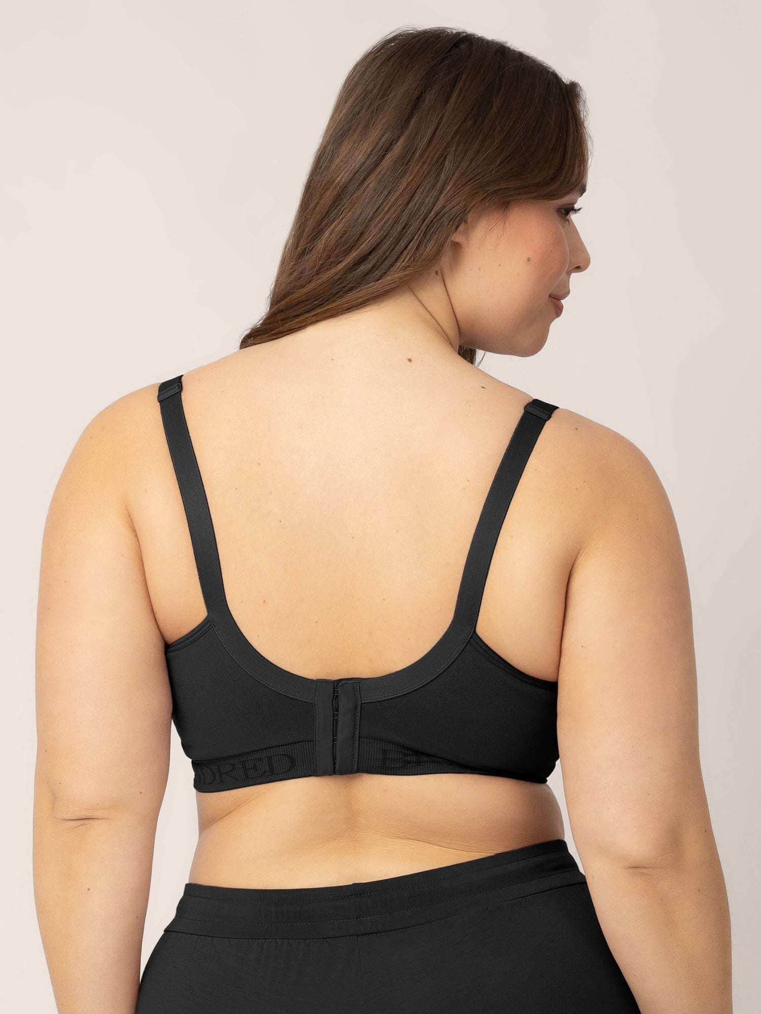 Signature Sublime® Contour Hands-Free Pumping & Nursing Bra | Black | Milk & Baby