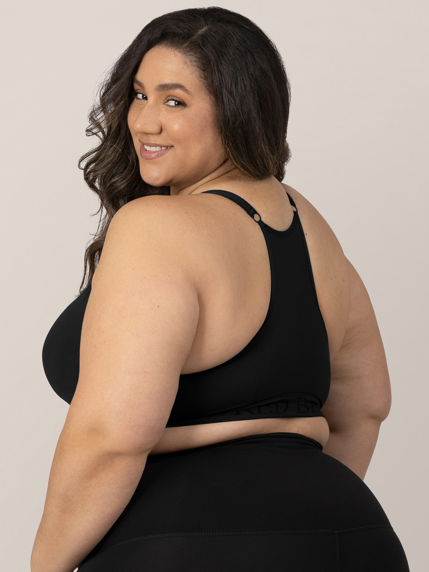 Sublime® Hands-Free Pumping & Nursing Sports Bra | Black | Milk & Baby