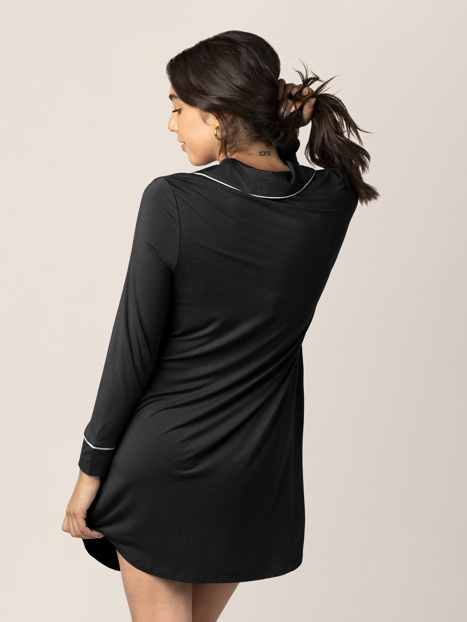 Clea Bamboo Long Sleeve Sleep Shirt | Black | Milk & Baby