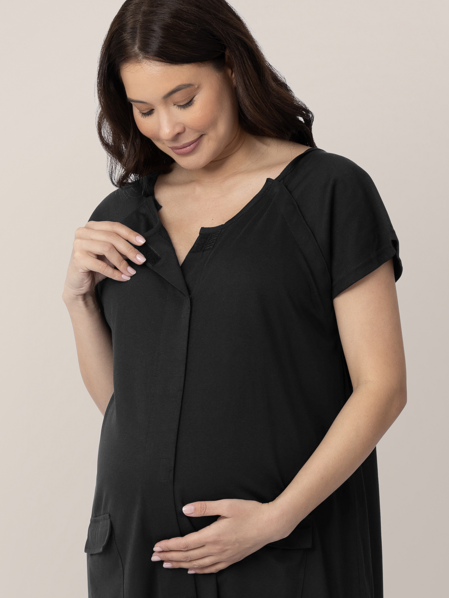 Universal Labor & Delivery Gown | Black | Milk & Baby