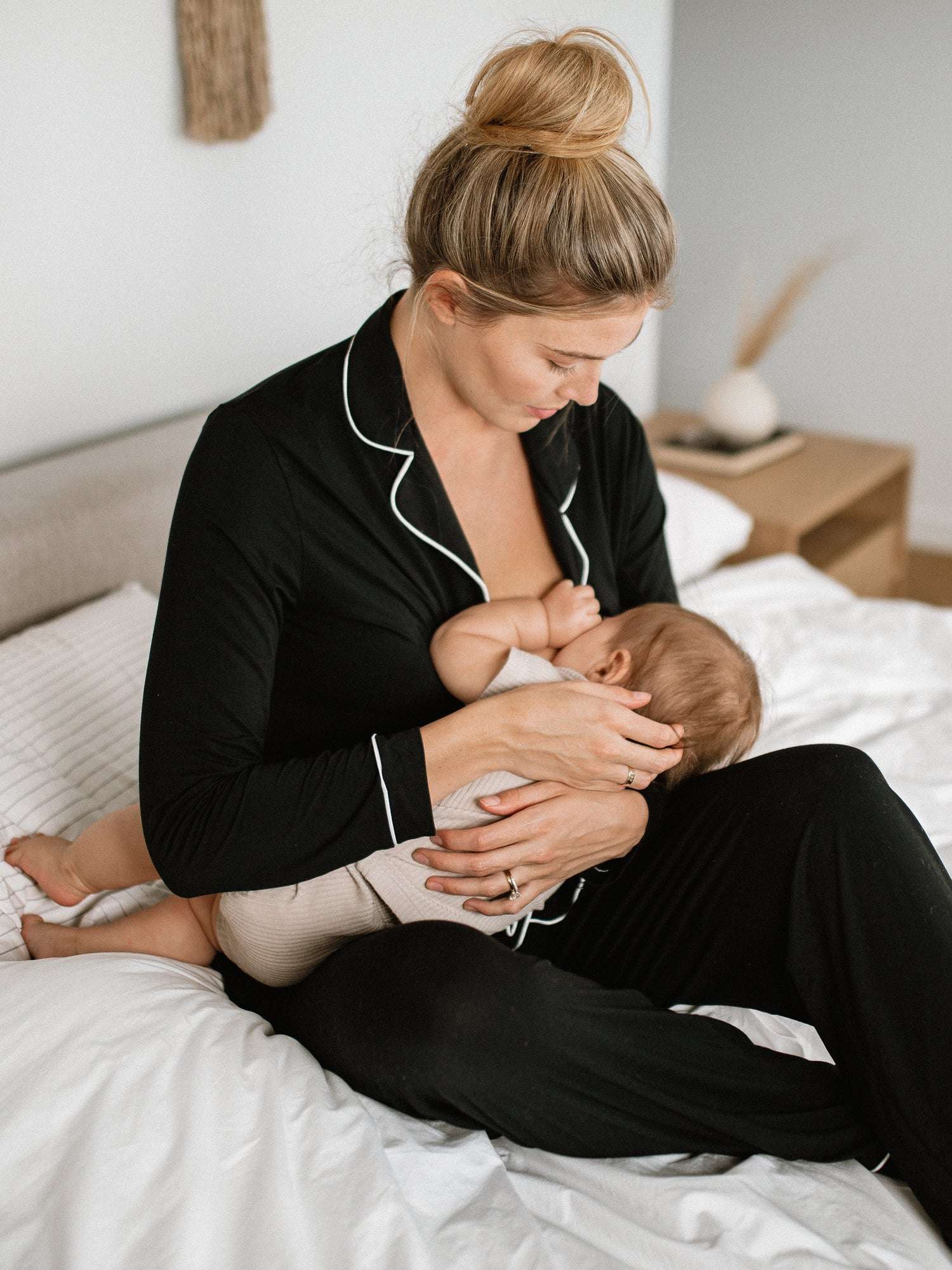 Clea Bamboo Long Sleeve Pajama Set | Black | Milk & Baby