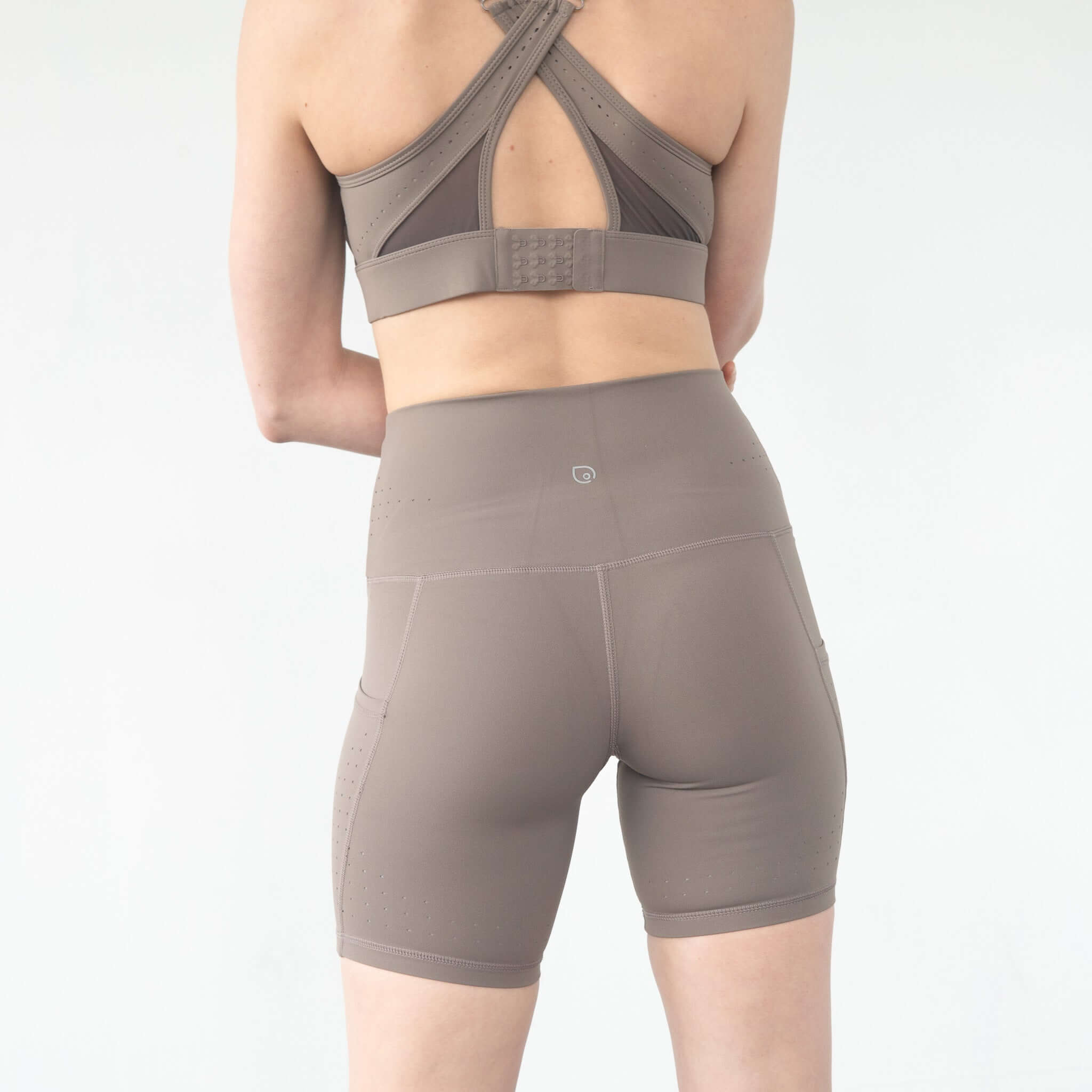 Reveal Ultra High-Rise Postpartum Compression Biker Short 7'' (NOMAD) | Milk & Baby