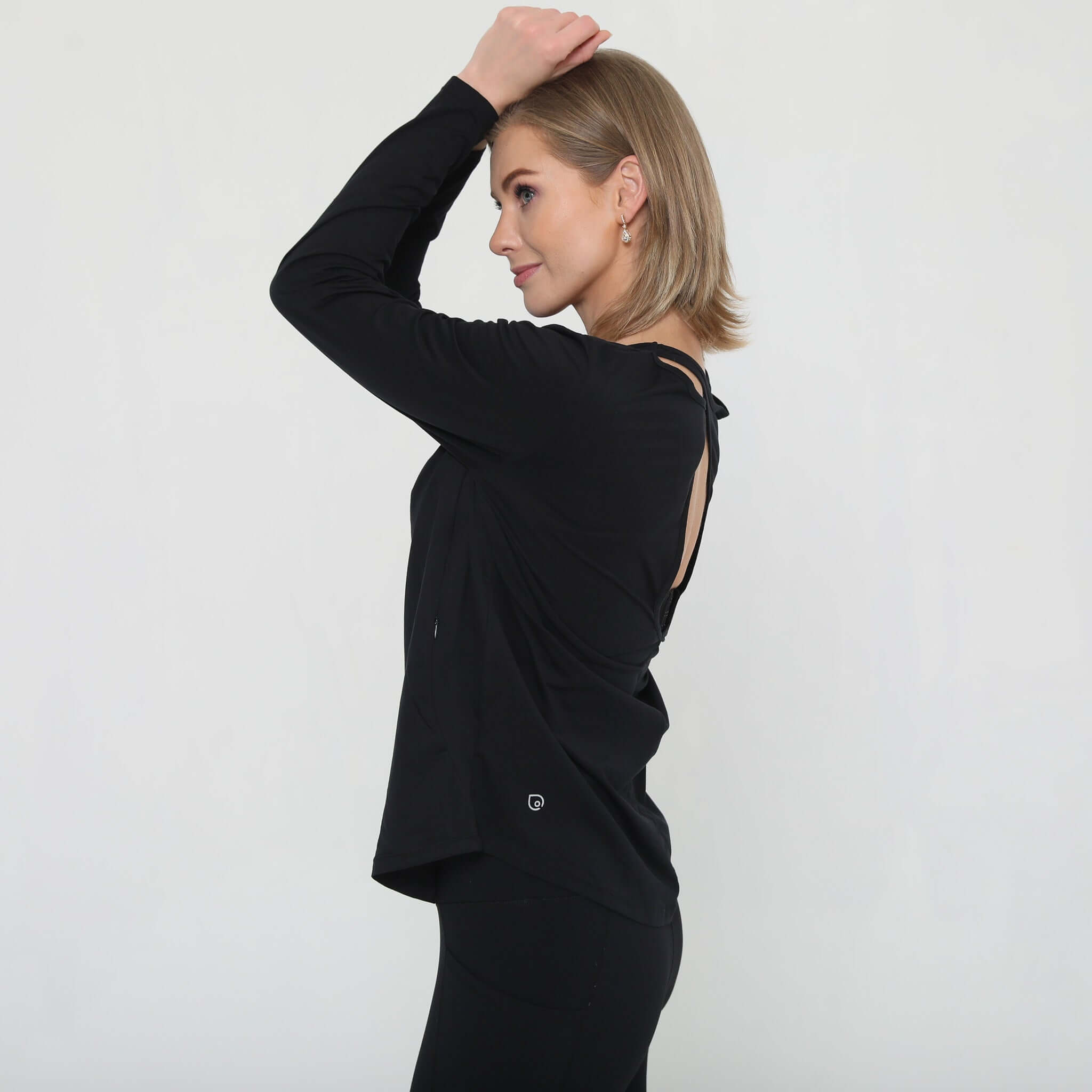 Harper Cross Back Long Sleeve Nursing Top (Noir) | Milk & Baby