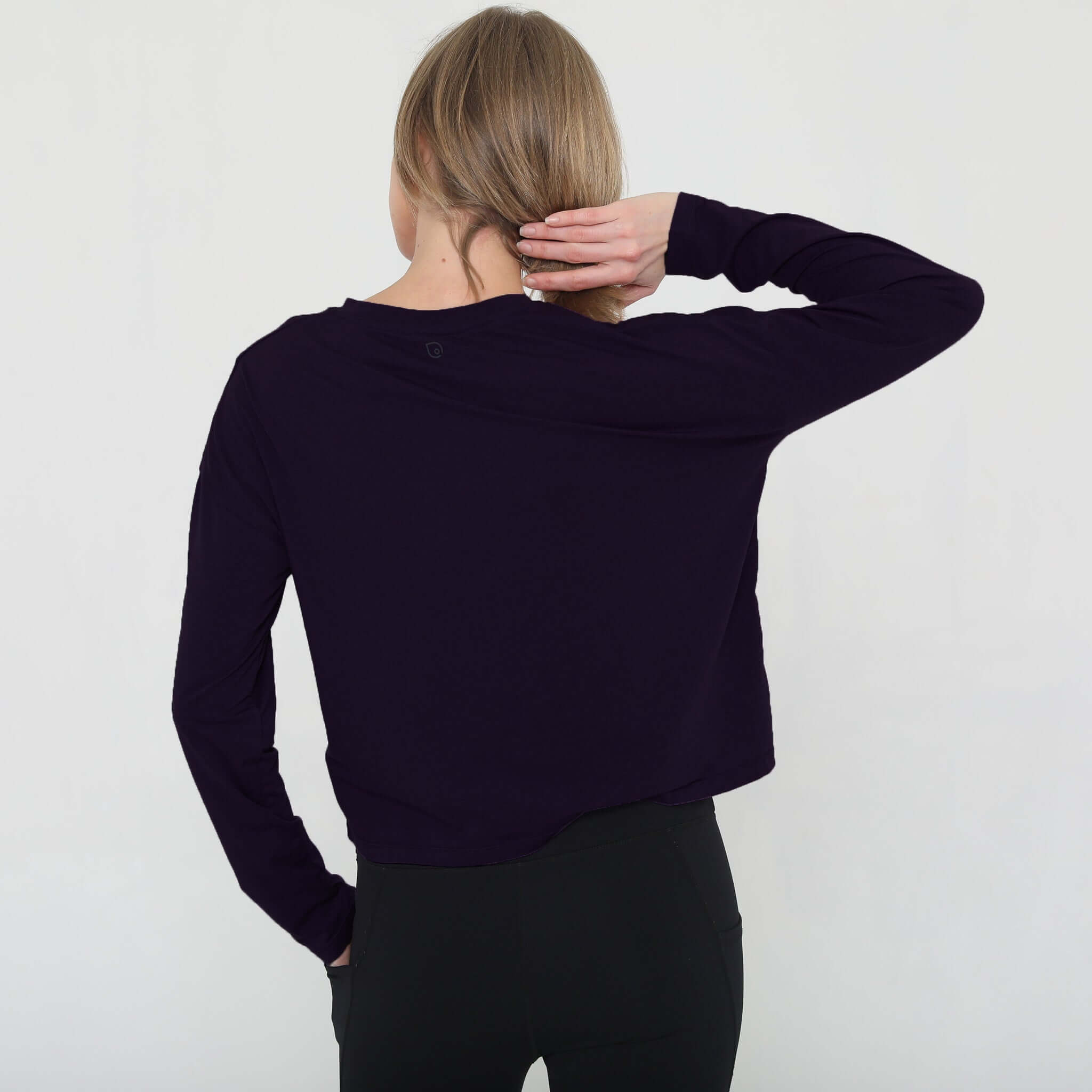 Abigail Long Sleeve Nursing Pullover | Noir | Milk & Baby