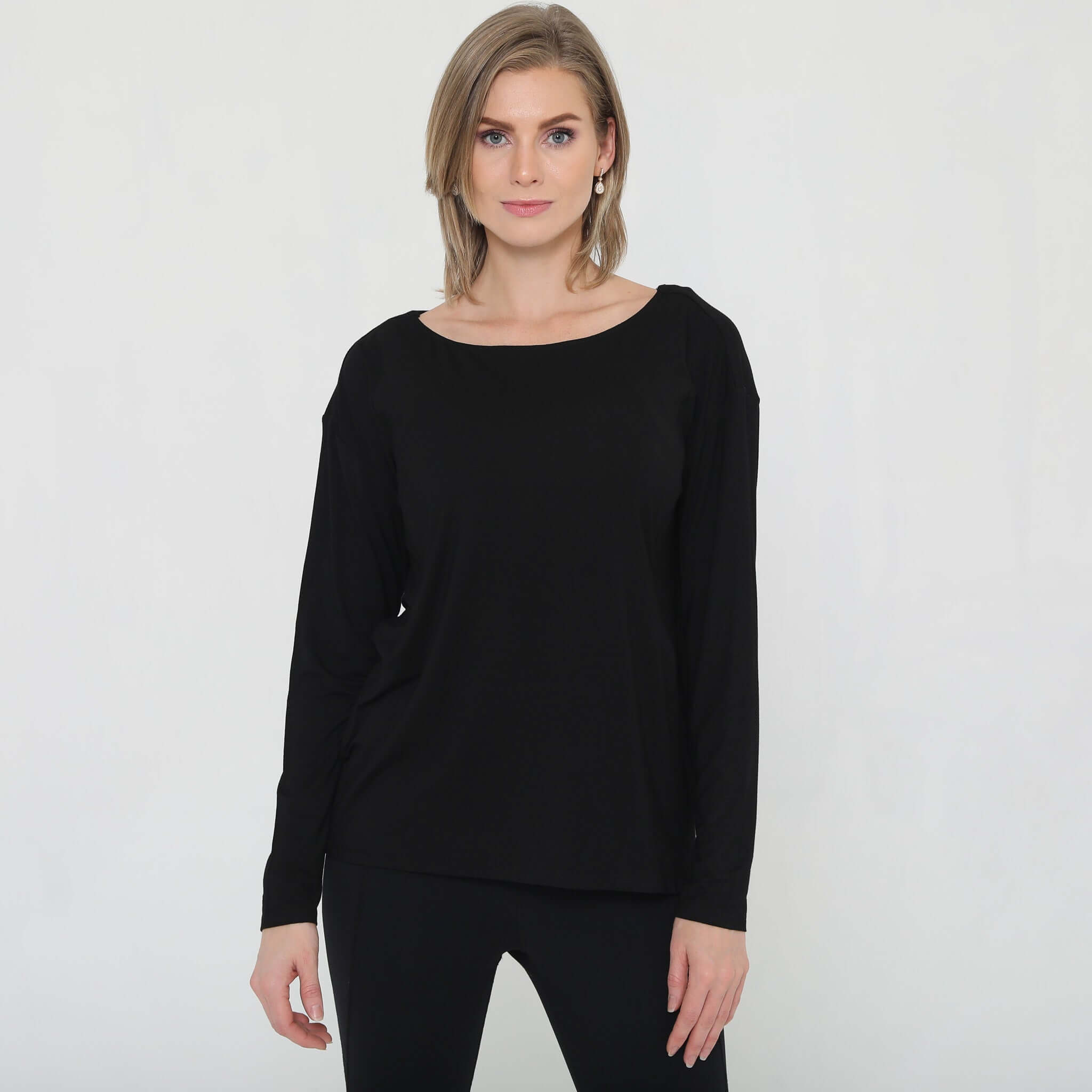 Hazel Open Back Long Sleeve Nursing Top (Noir) | Milk & Baby