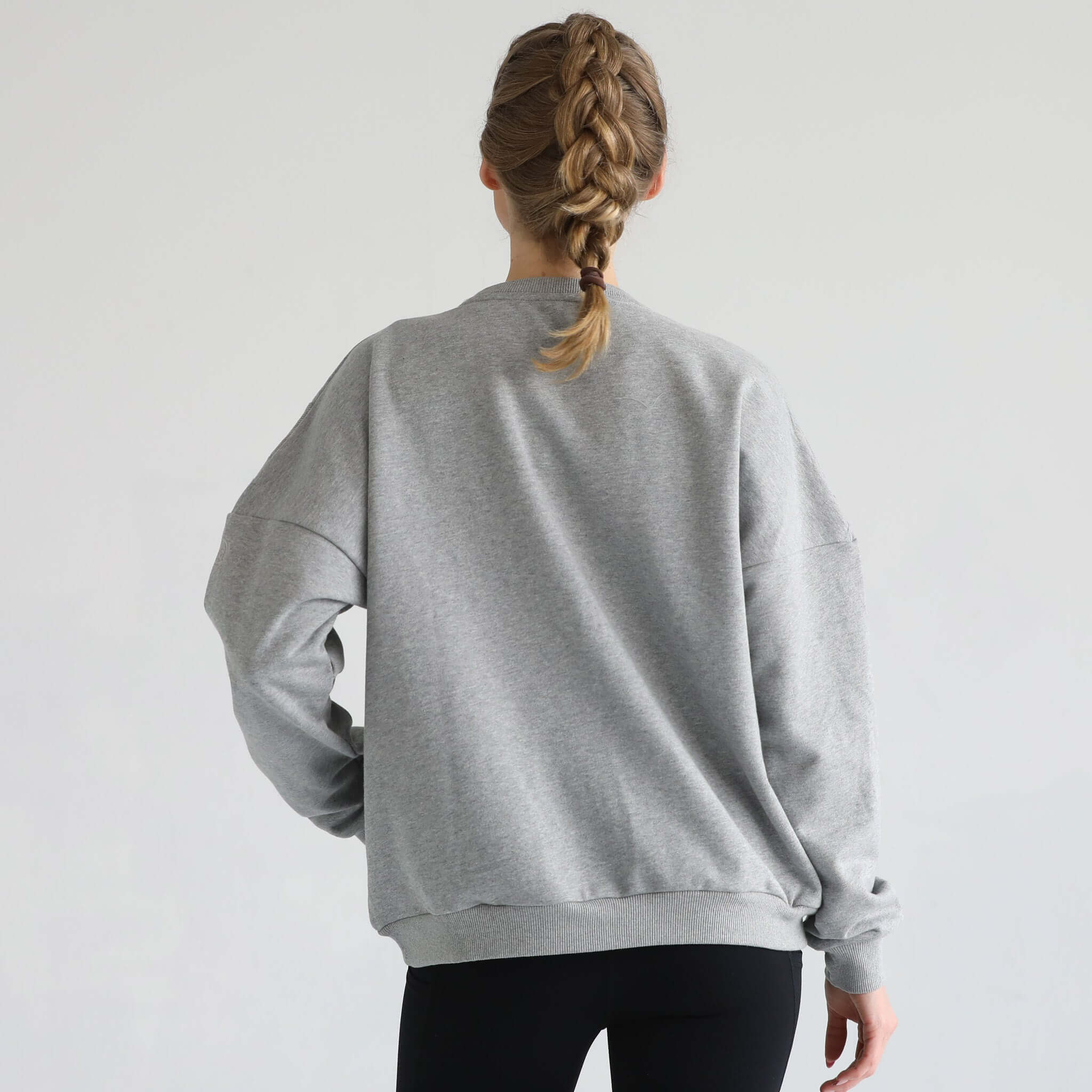 Isabella Oversized Nursing & Pregnancy Sweatshirt (Heather Gray) | Milk & Baby
